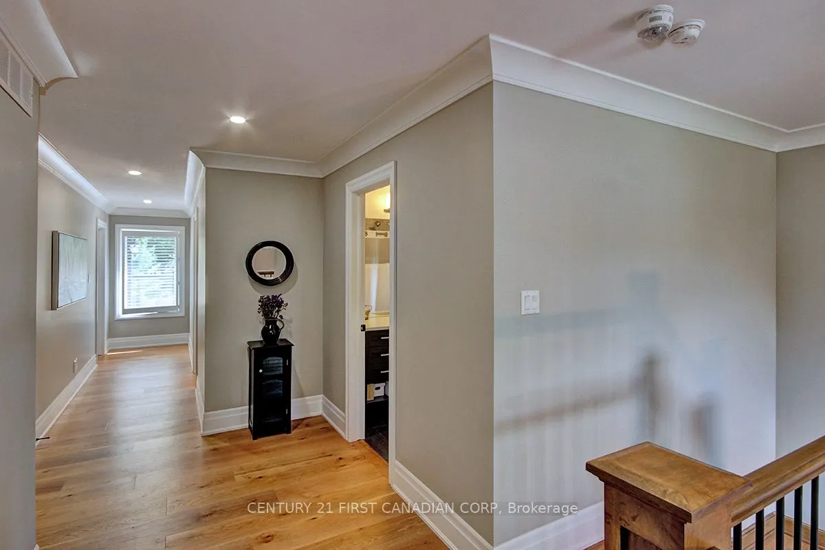 171 TECUMSEH Avenue E