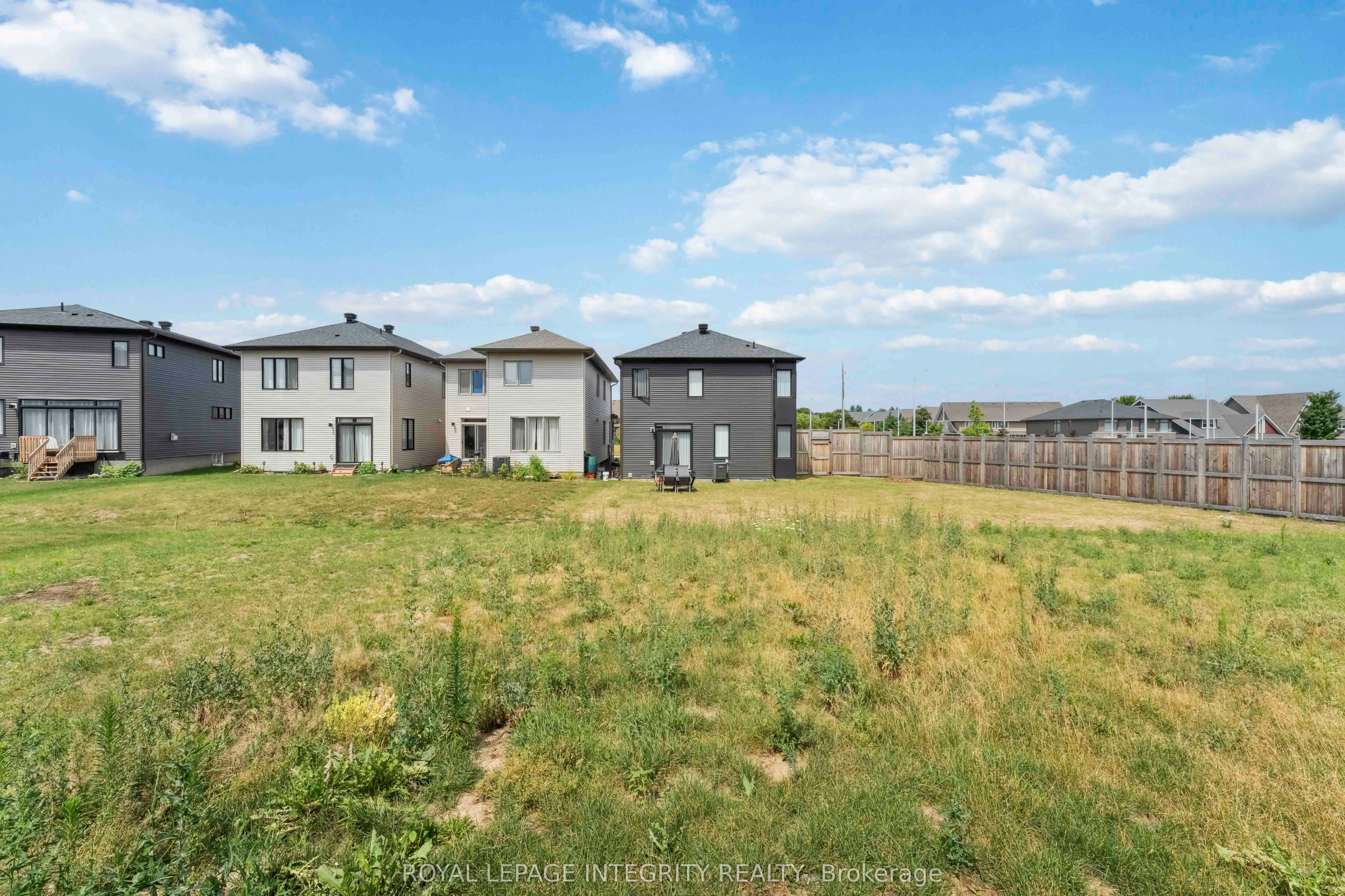 227 Ormiston Crescent