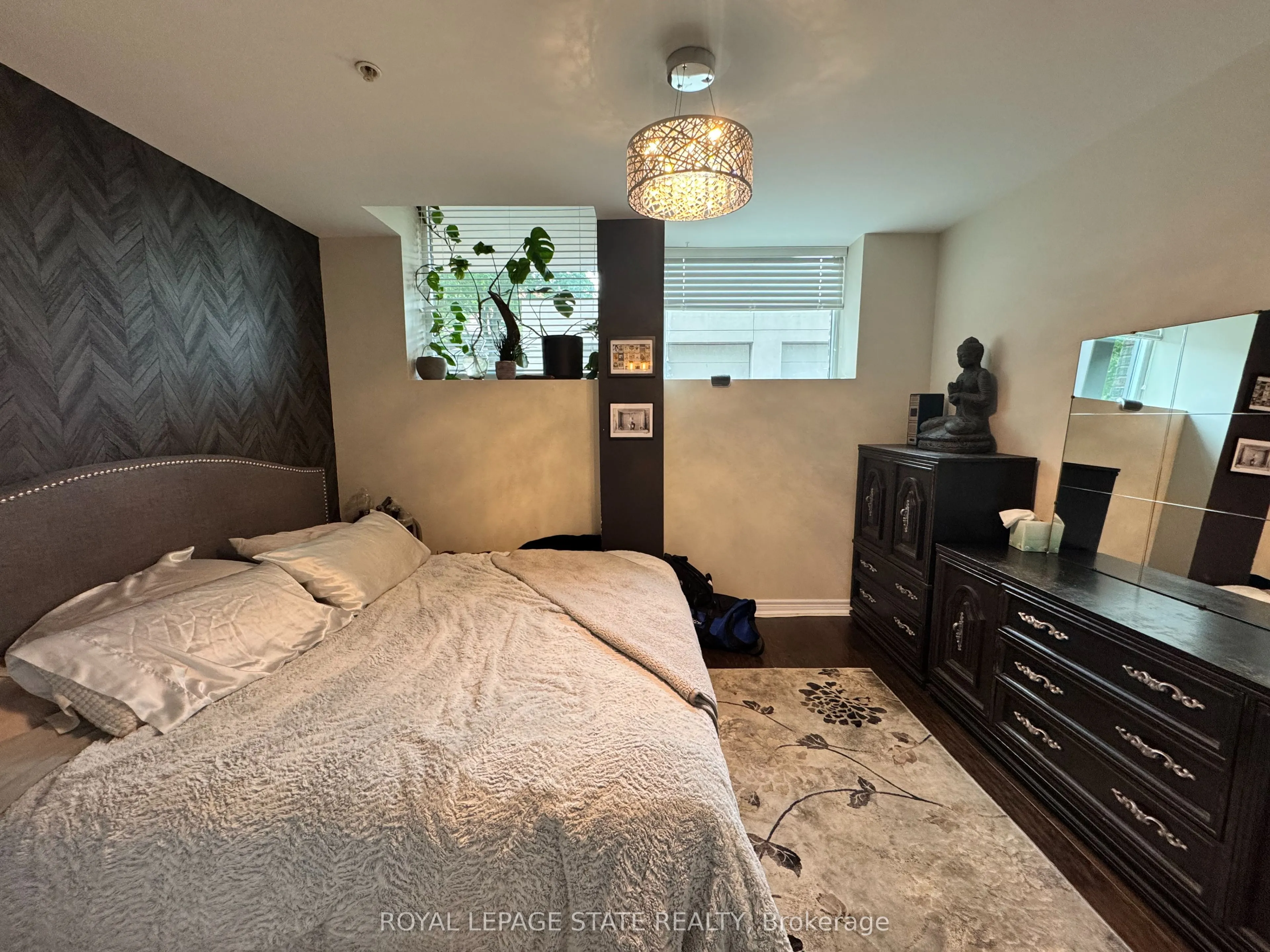 50 Murray Street W, #104