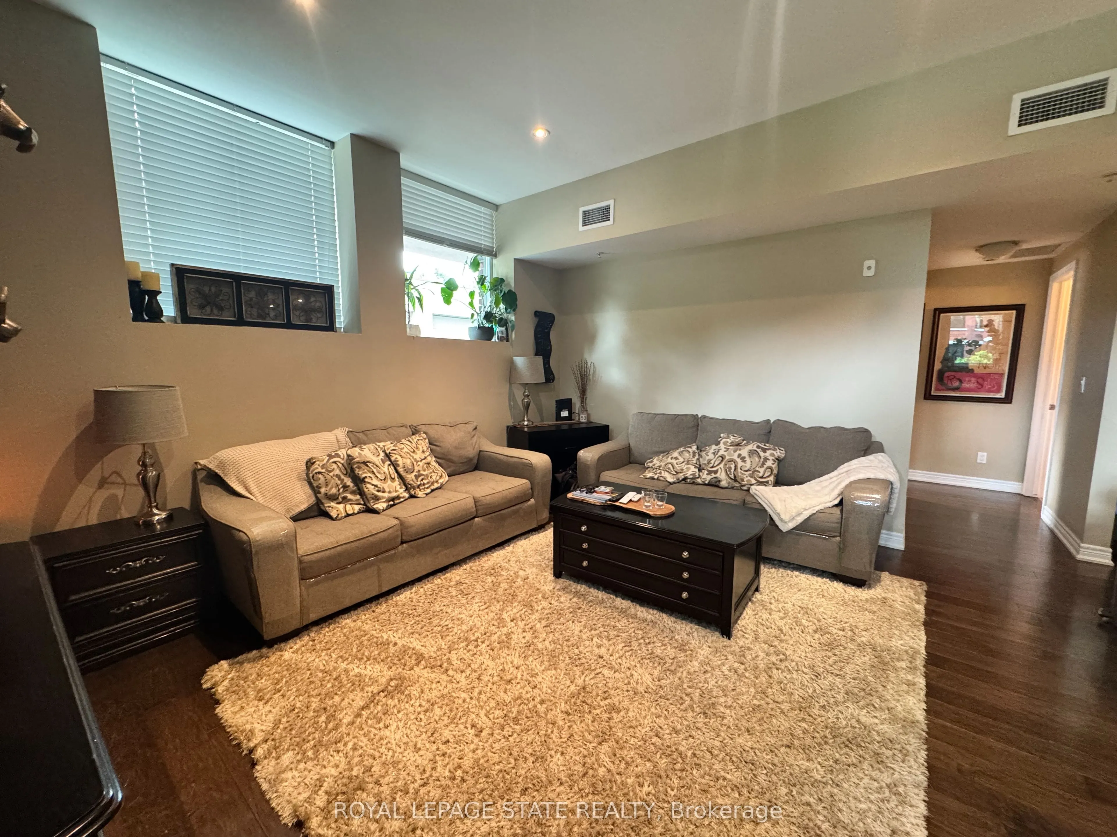50 Murray Street W, #104