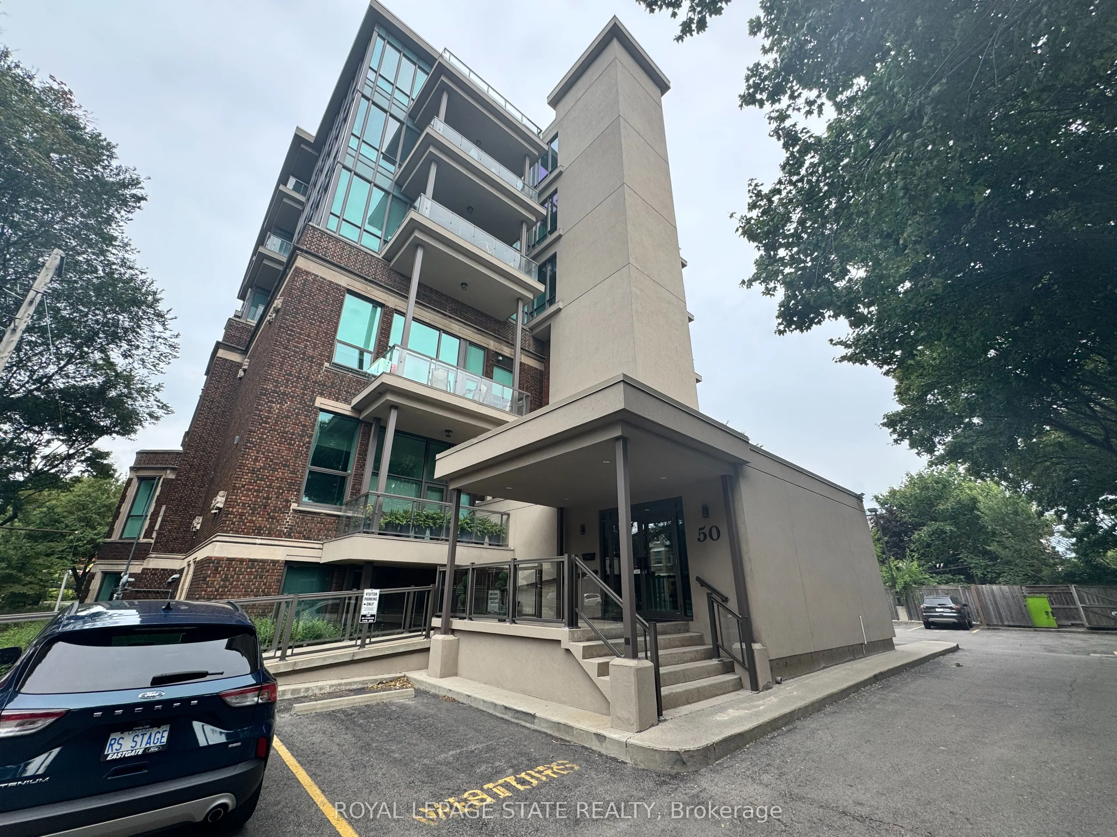 50 Murray Street W, #104