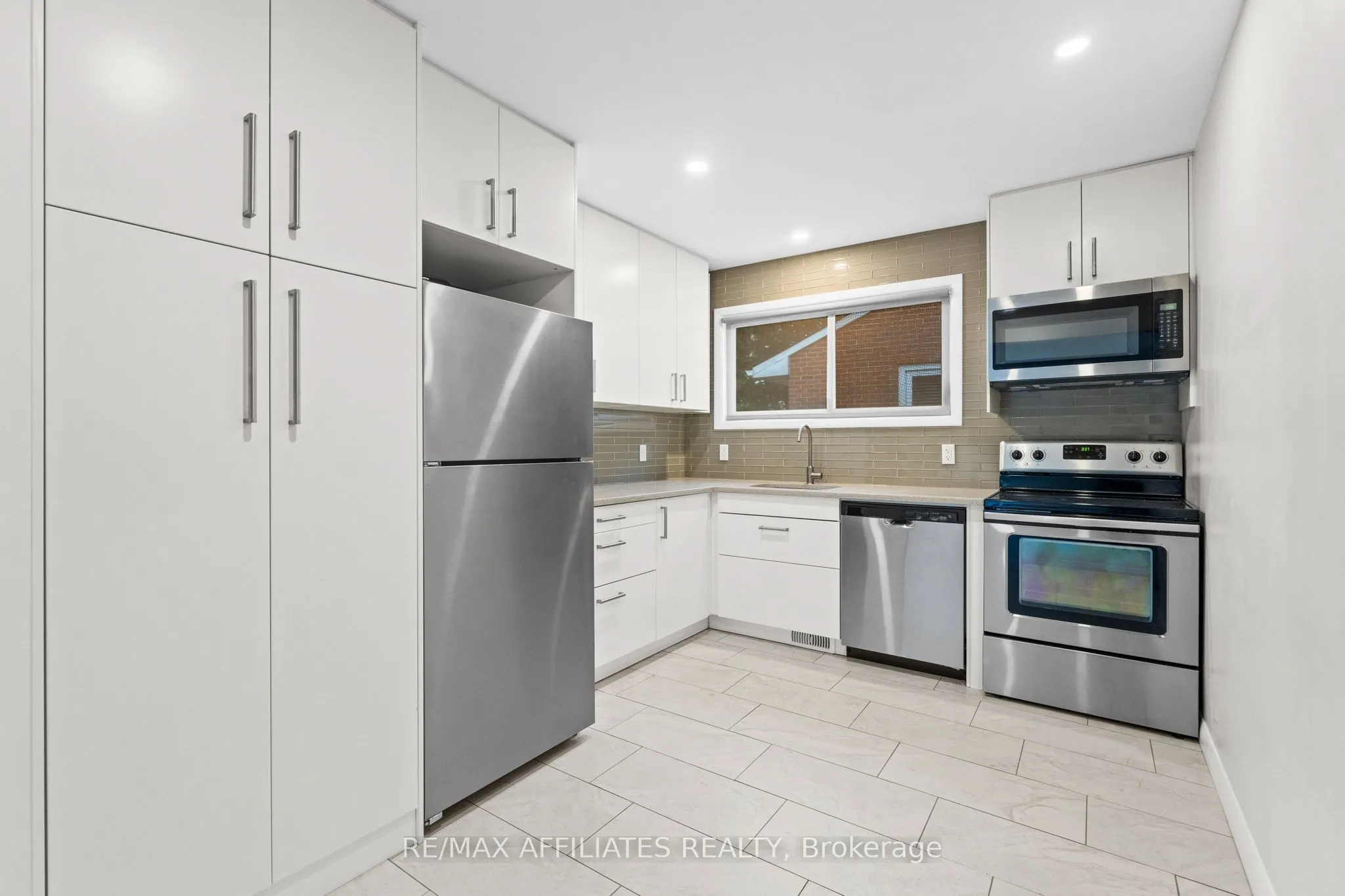 1316 Bloomsbury Crescent