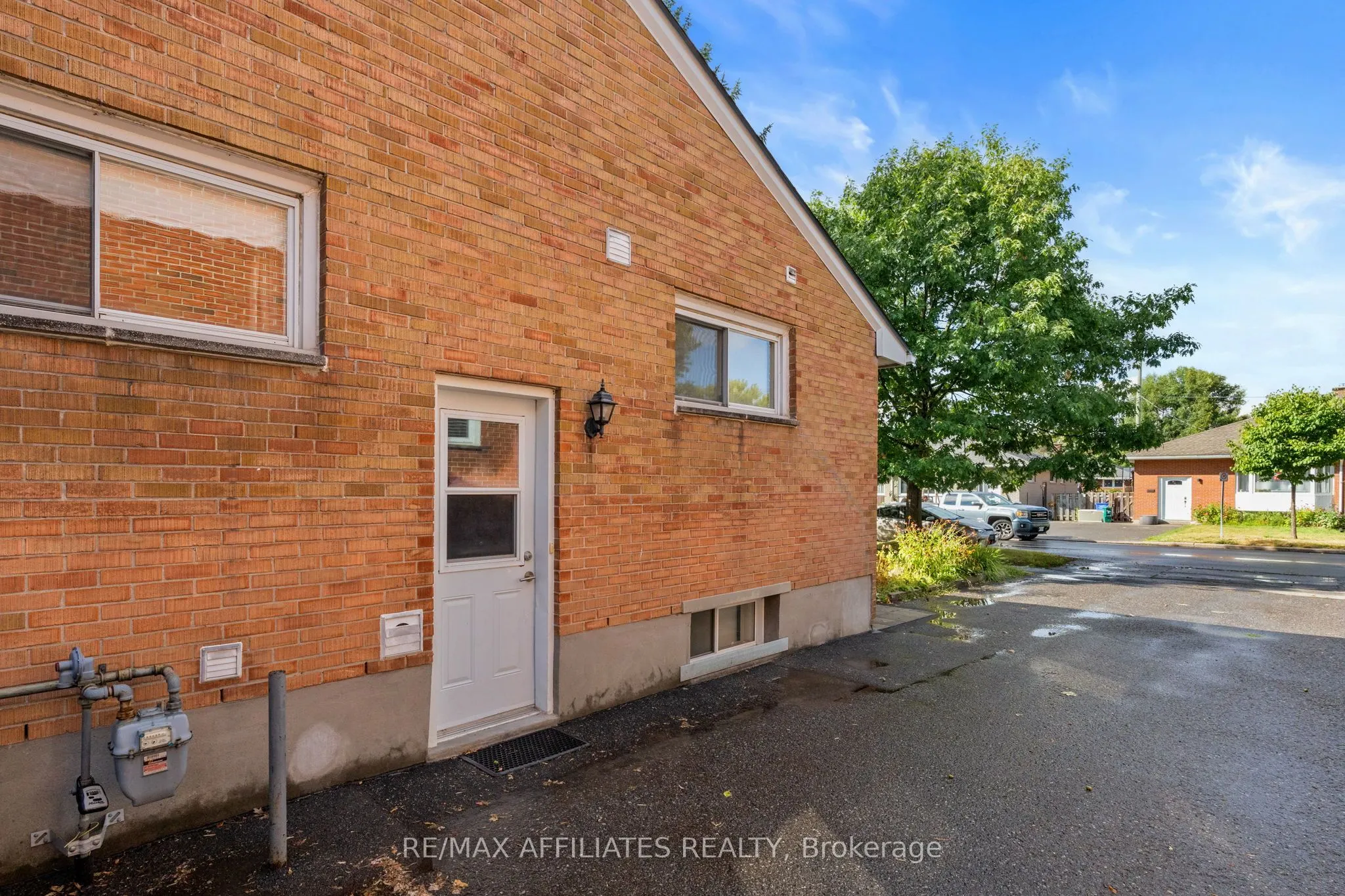 1316 Bloomsbury Crescent