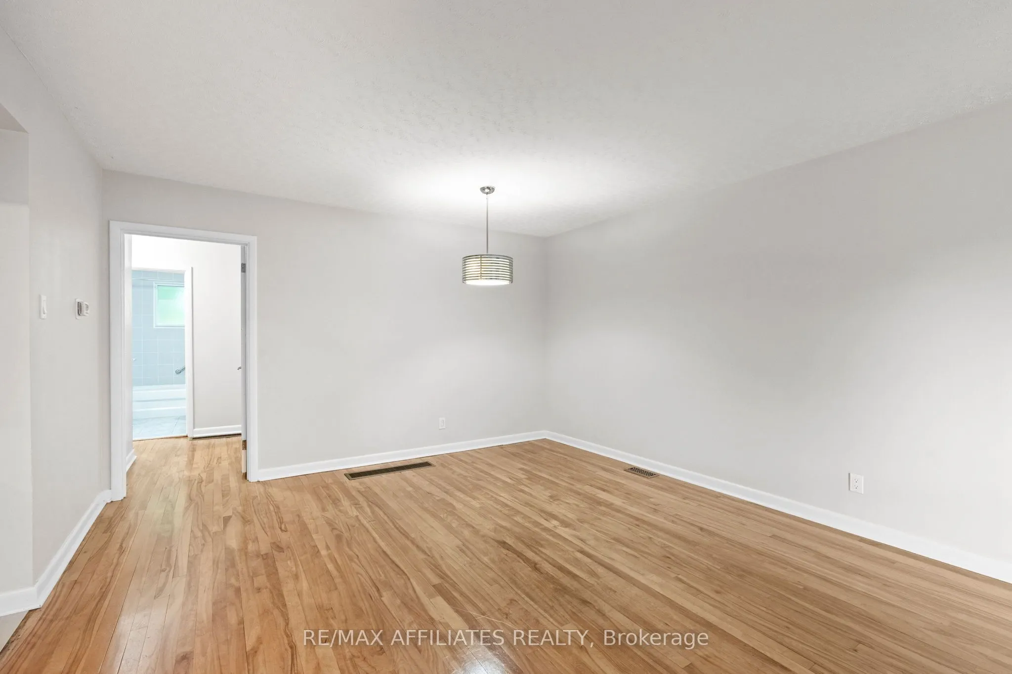 1316 Bloomsbury Crescent