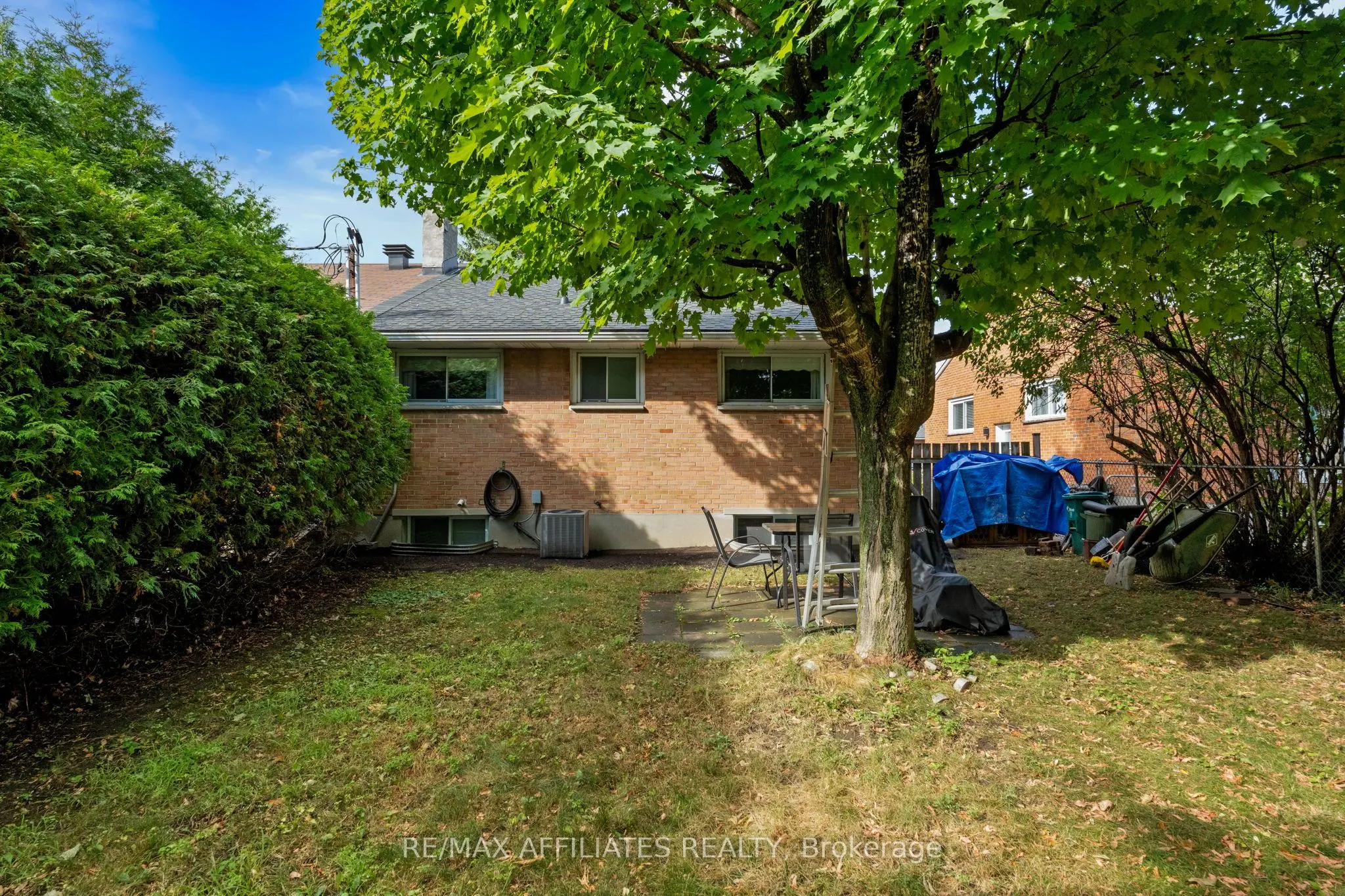 1316 Bloomsbury Crescent