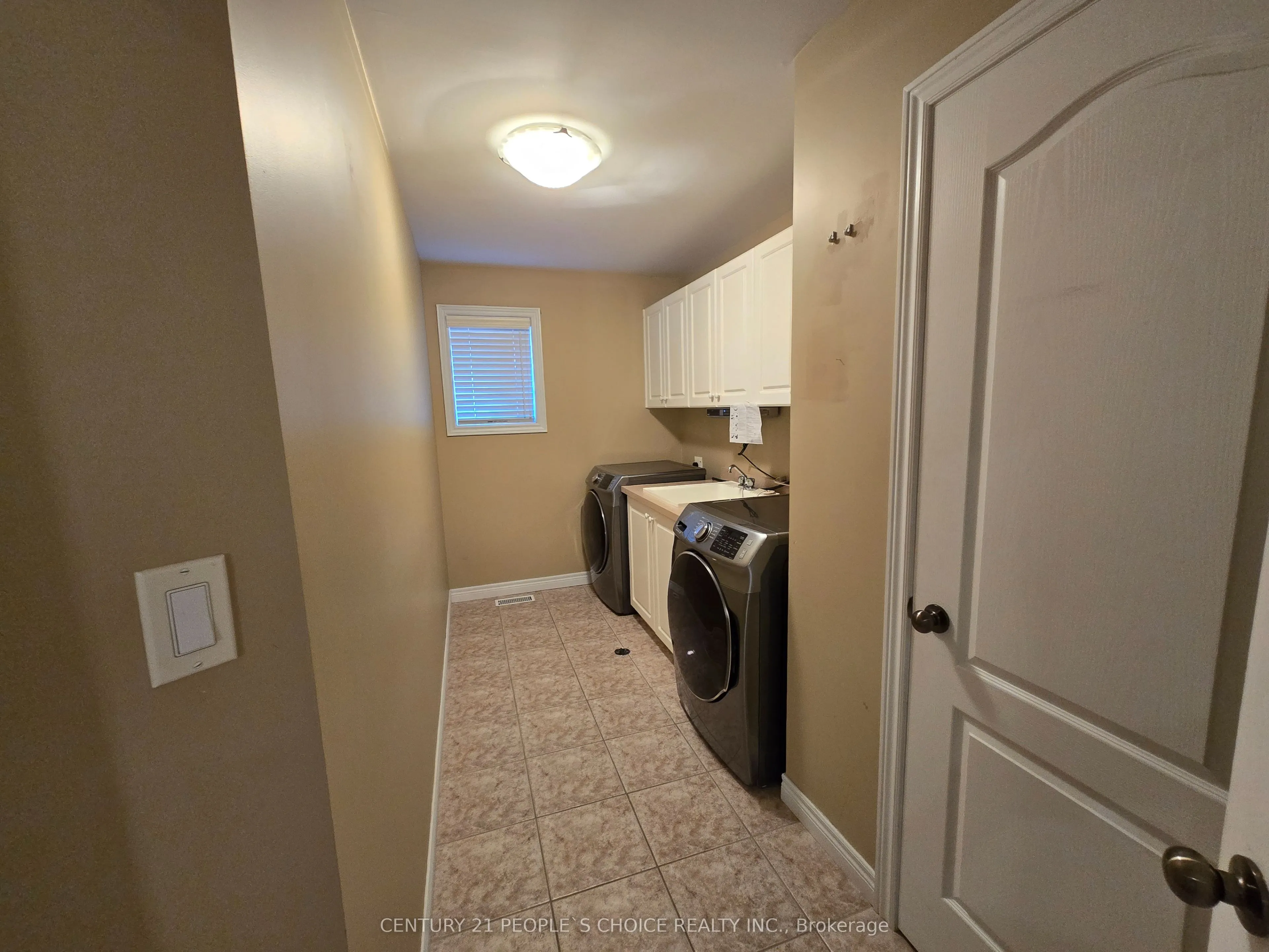 8 Sunbeam Drive
