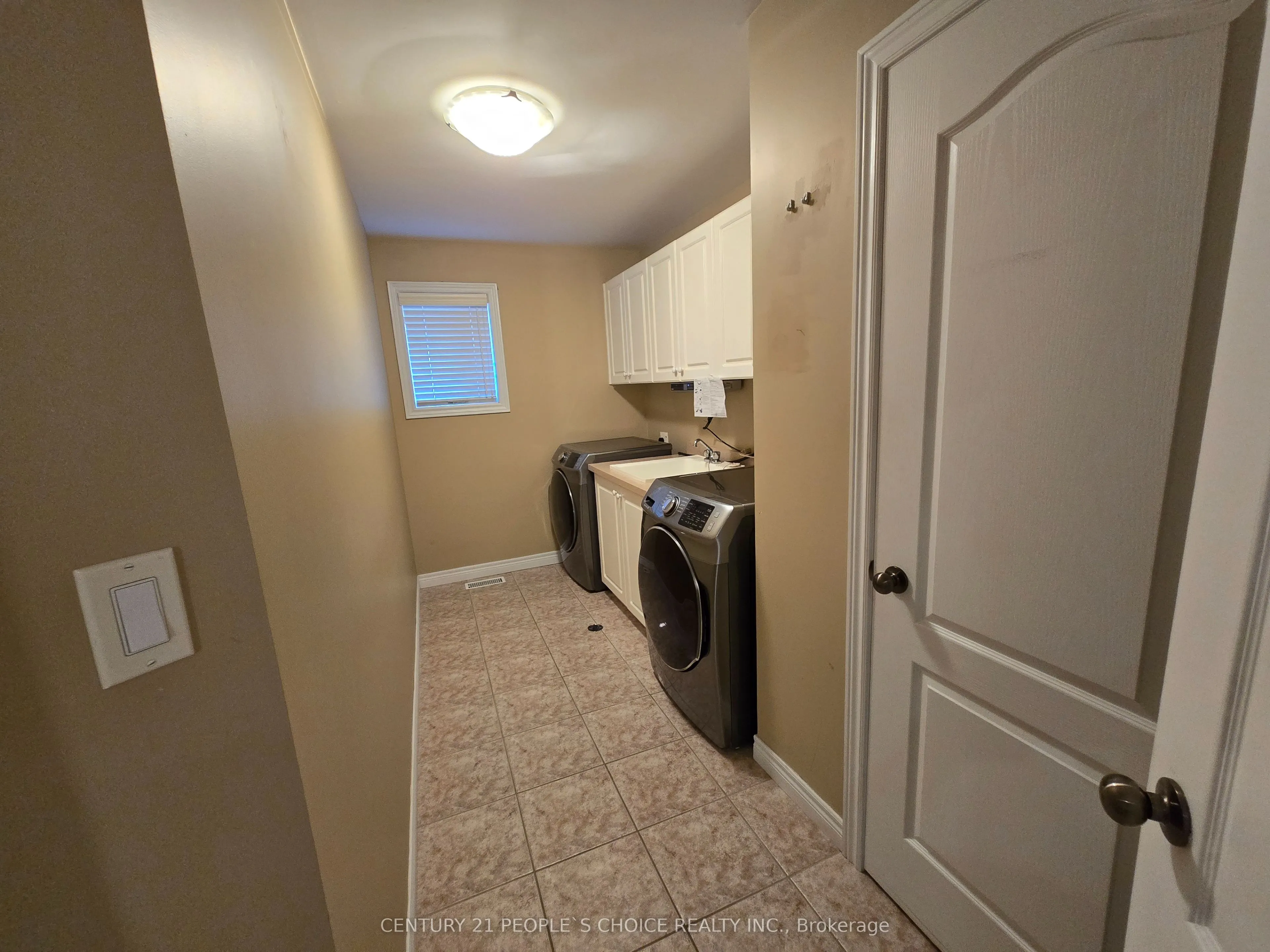 8 Sunbeam Drive