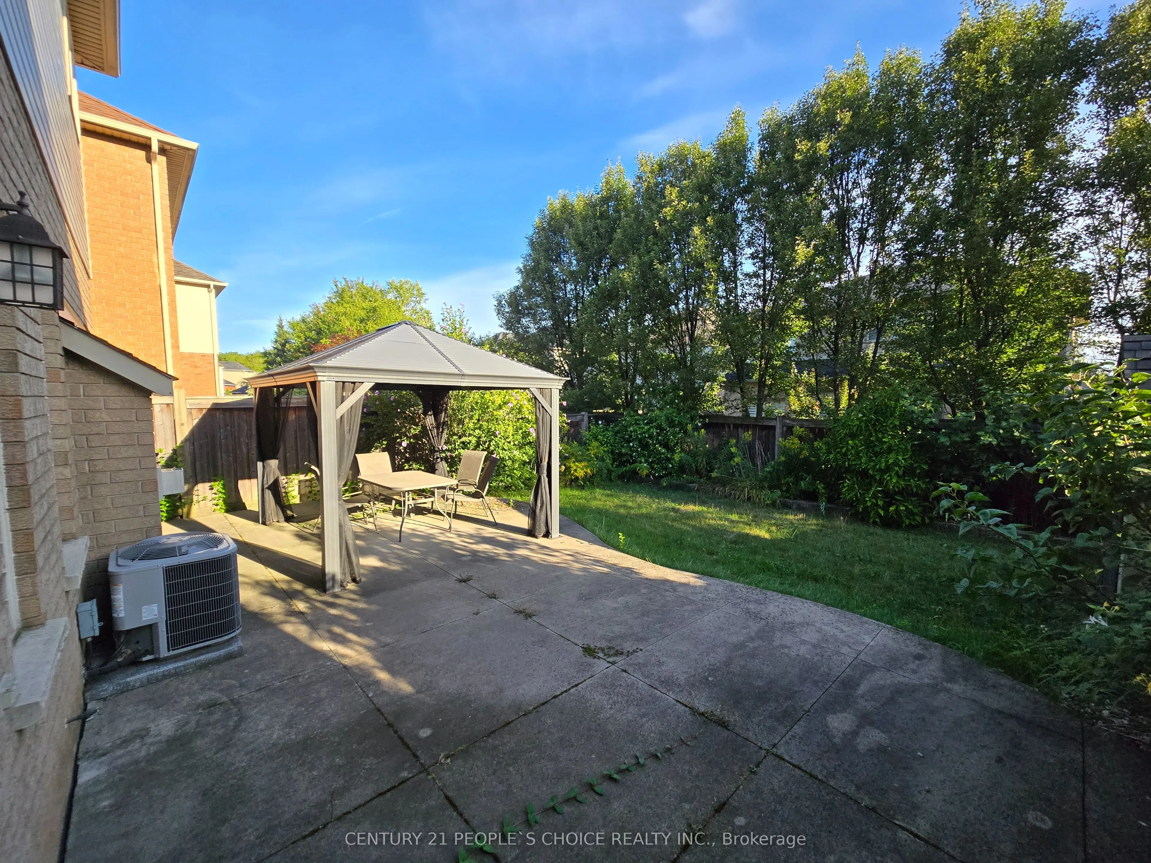 8 Sunbeam Drive