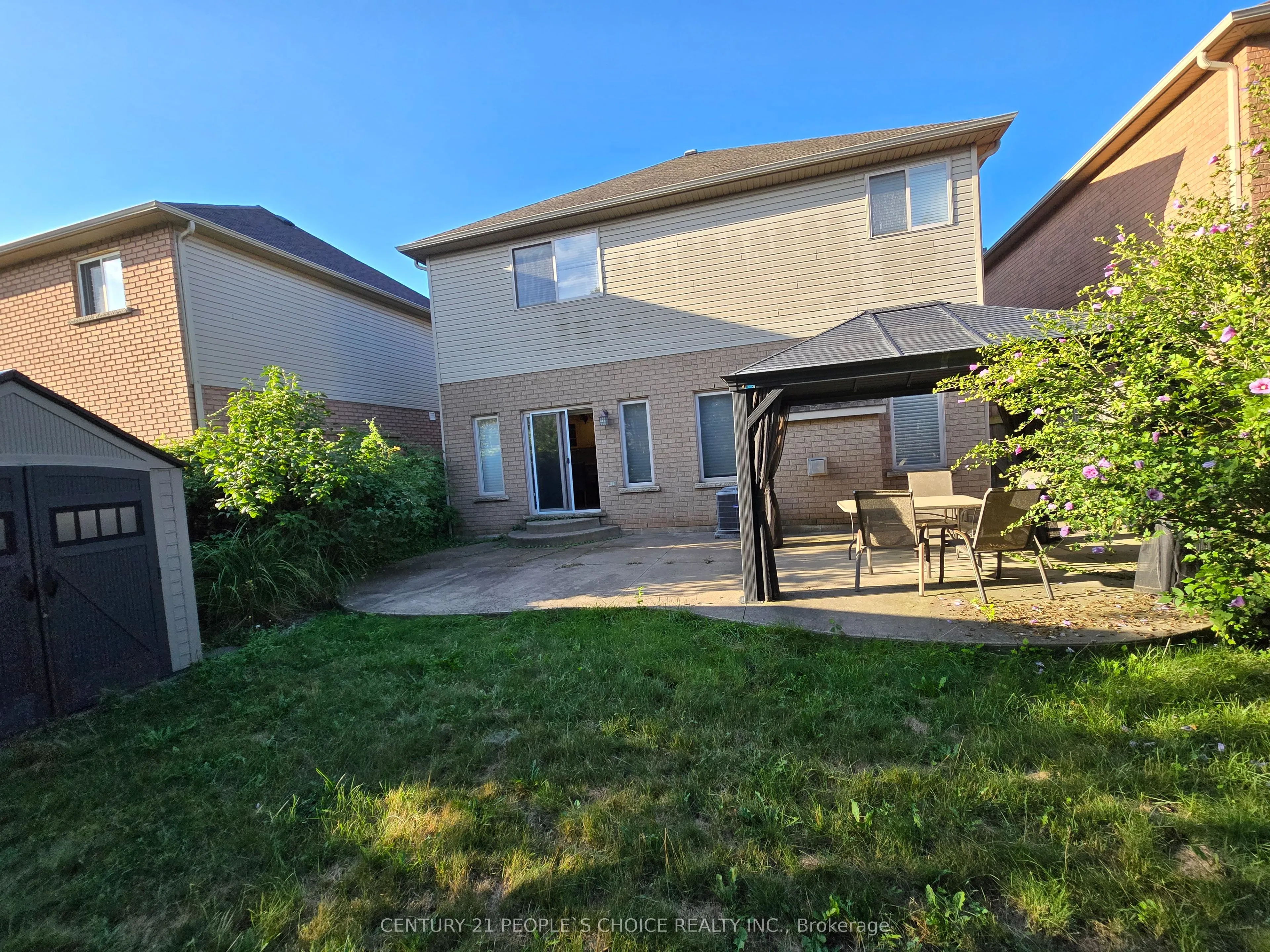8 Sunbeam Drive
