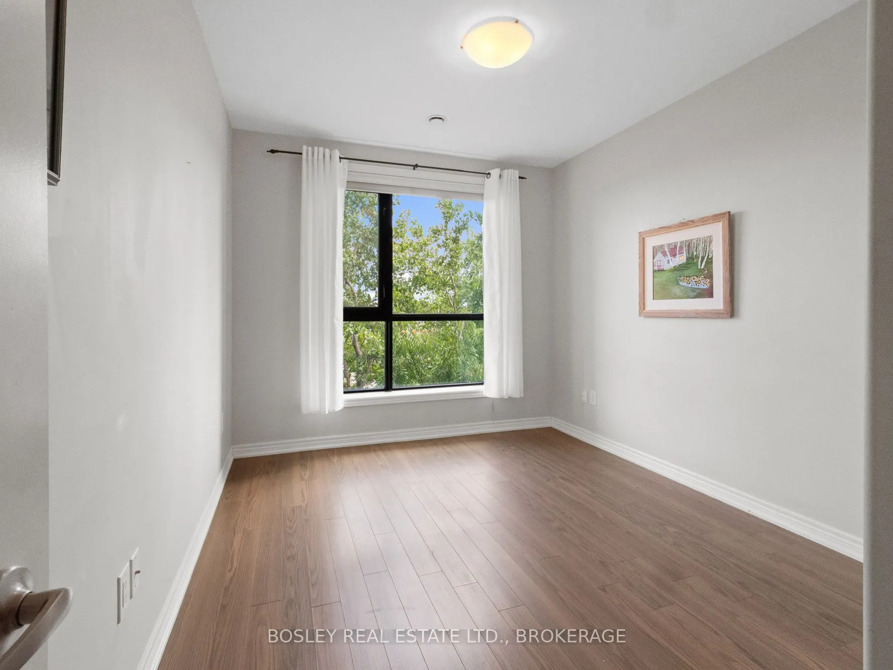 379 Scott Street, #402