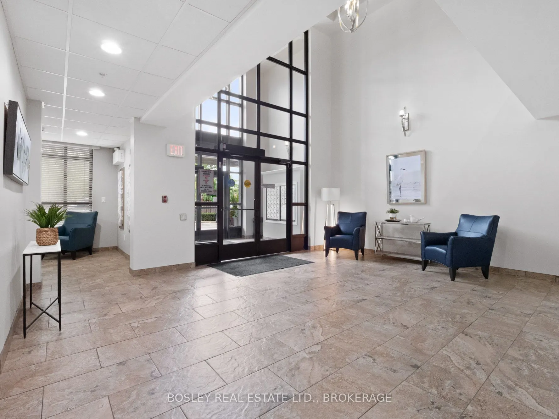 379 Scott Street, #402