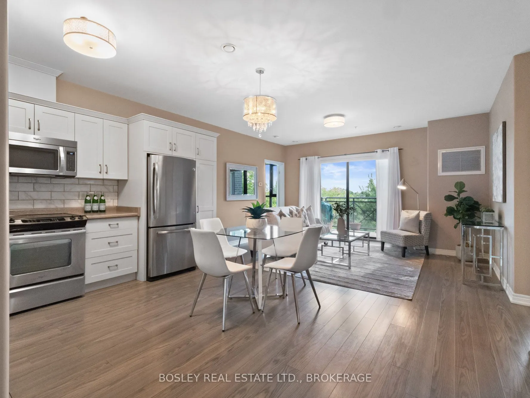 379 Scott Street, #402