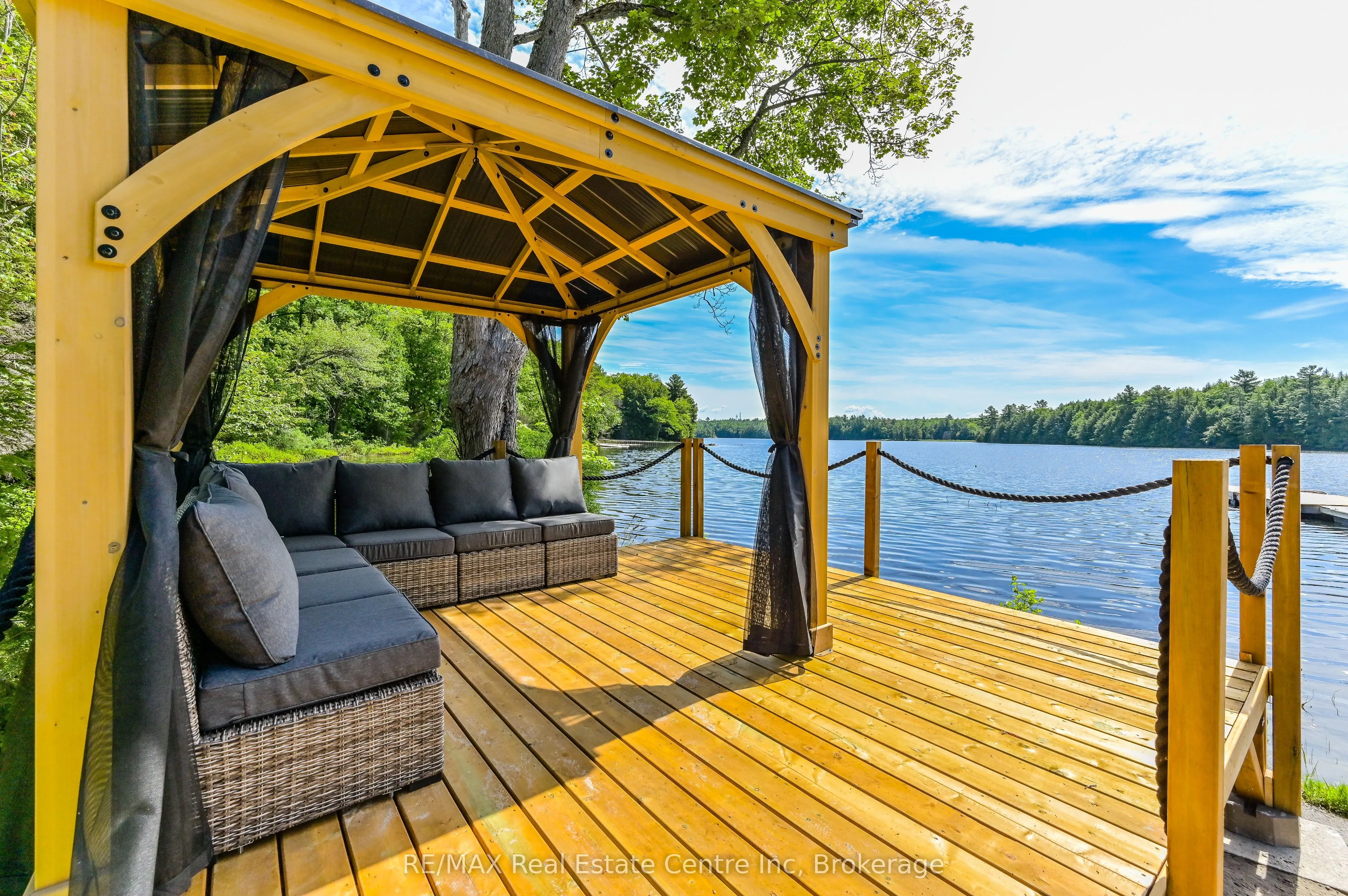 22 South Crane Lake Road