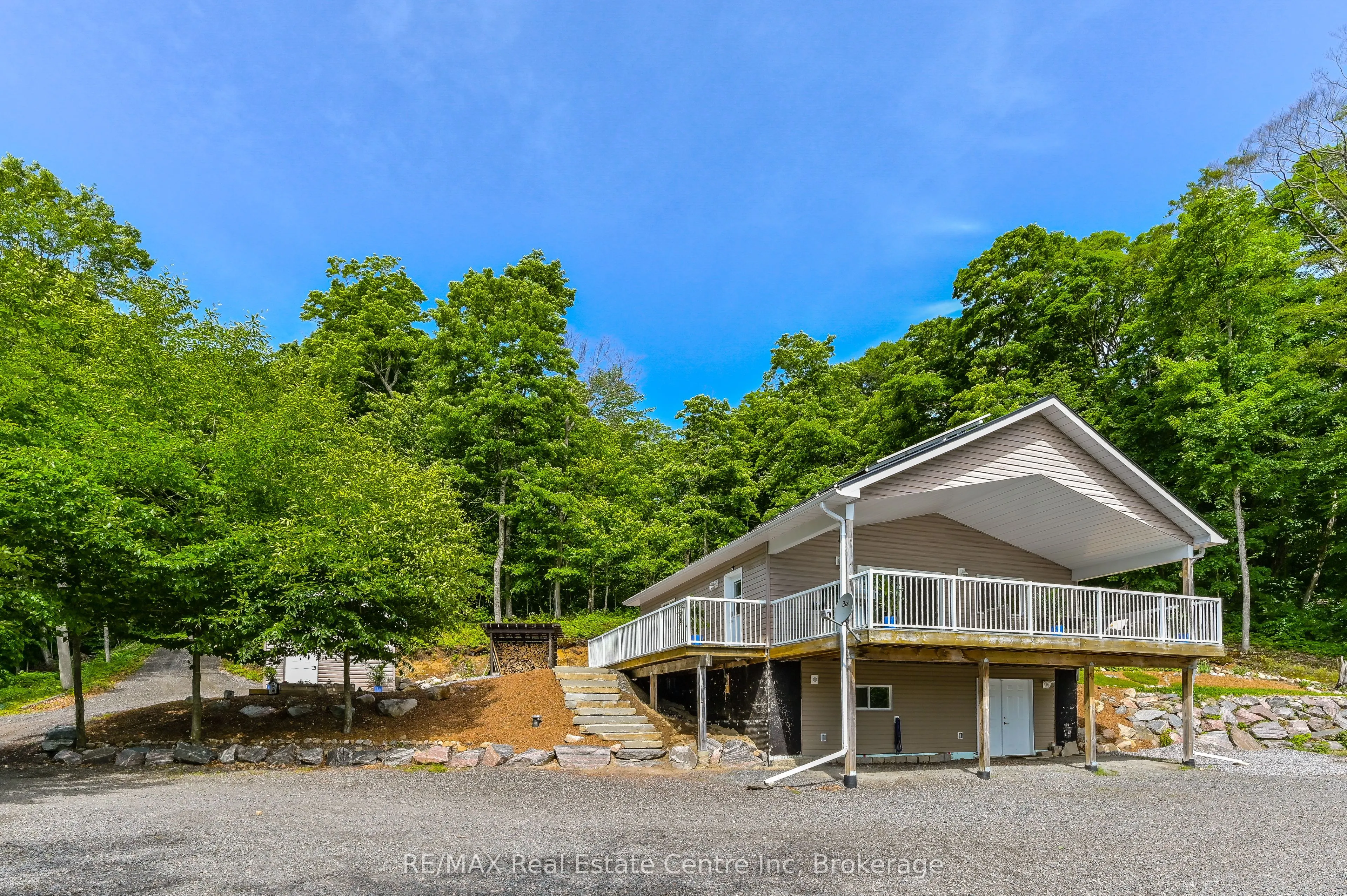 22 South Crane Lake Road