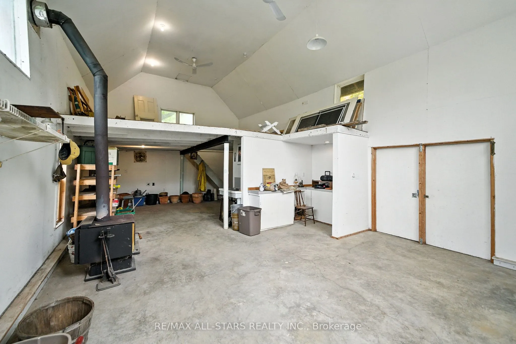 10987 Simcoe Street