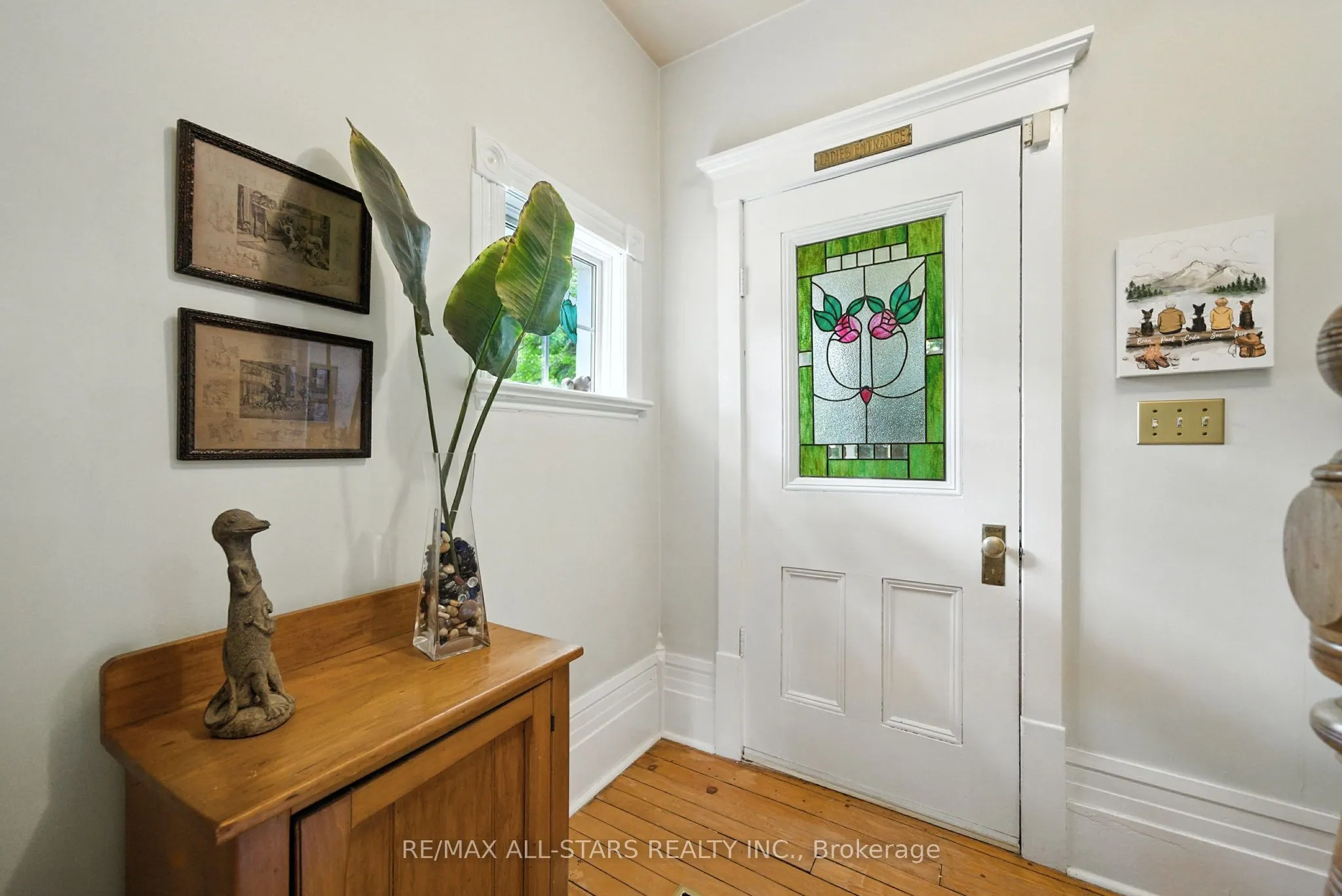 10987 Simcoe Street
