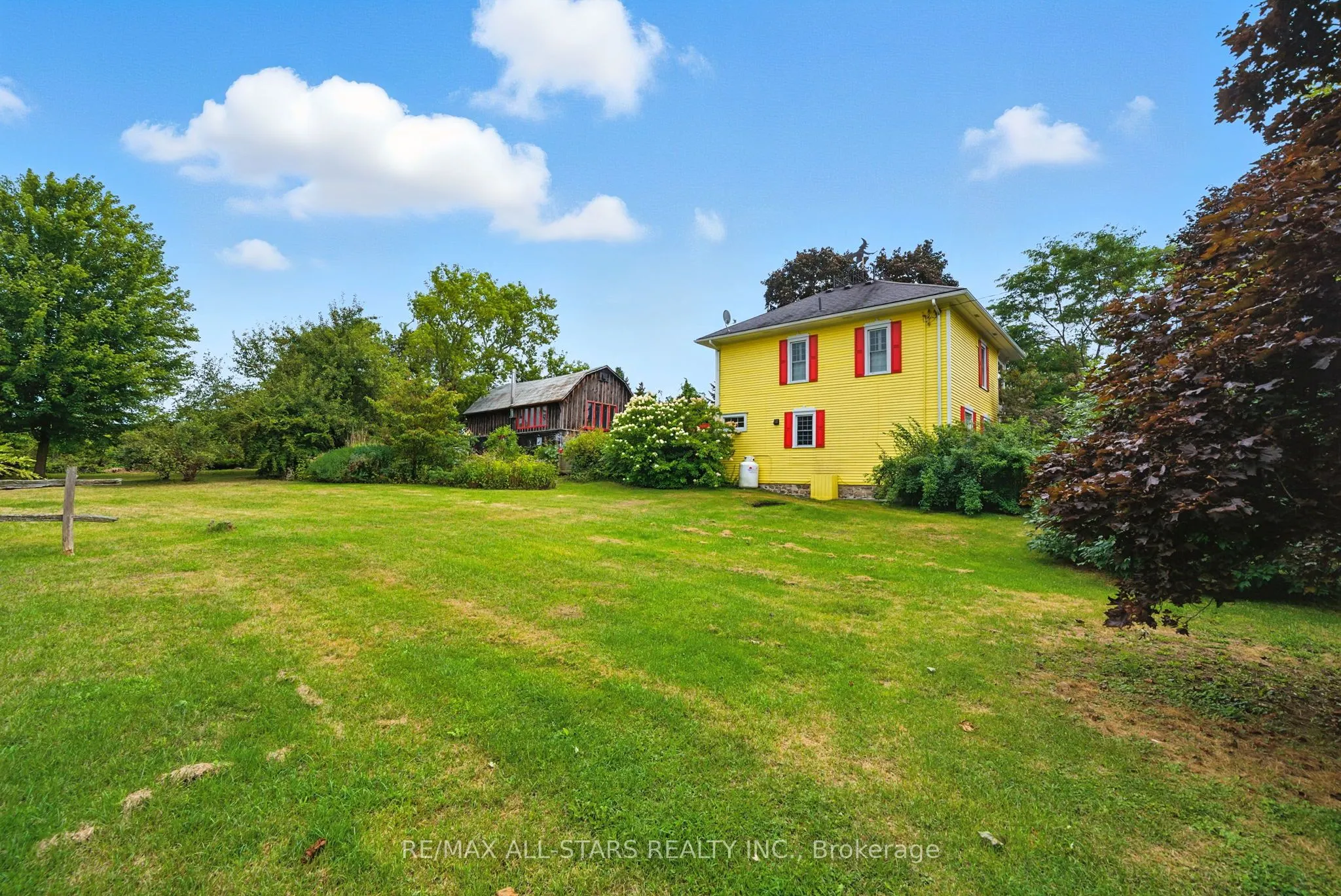 10987 Simcoe Street