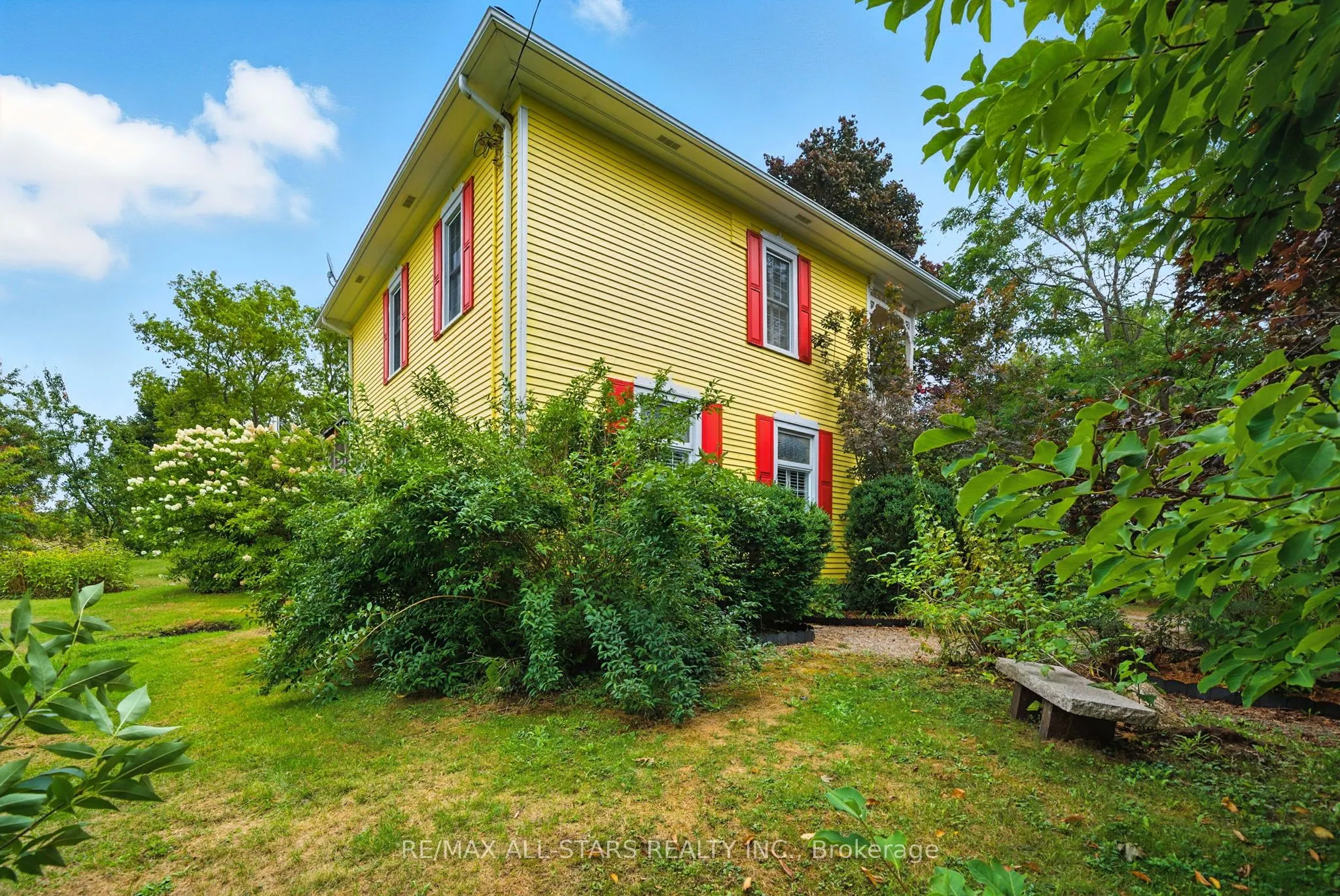 10987 Simcoe Street