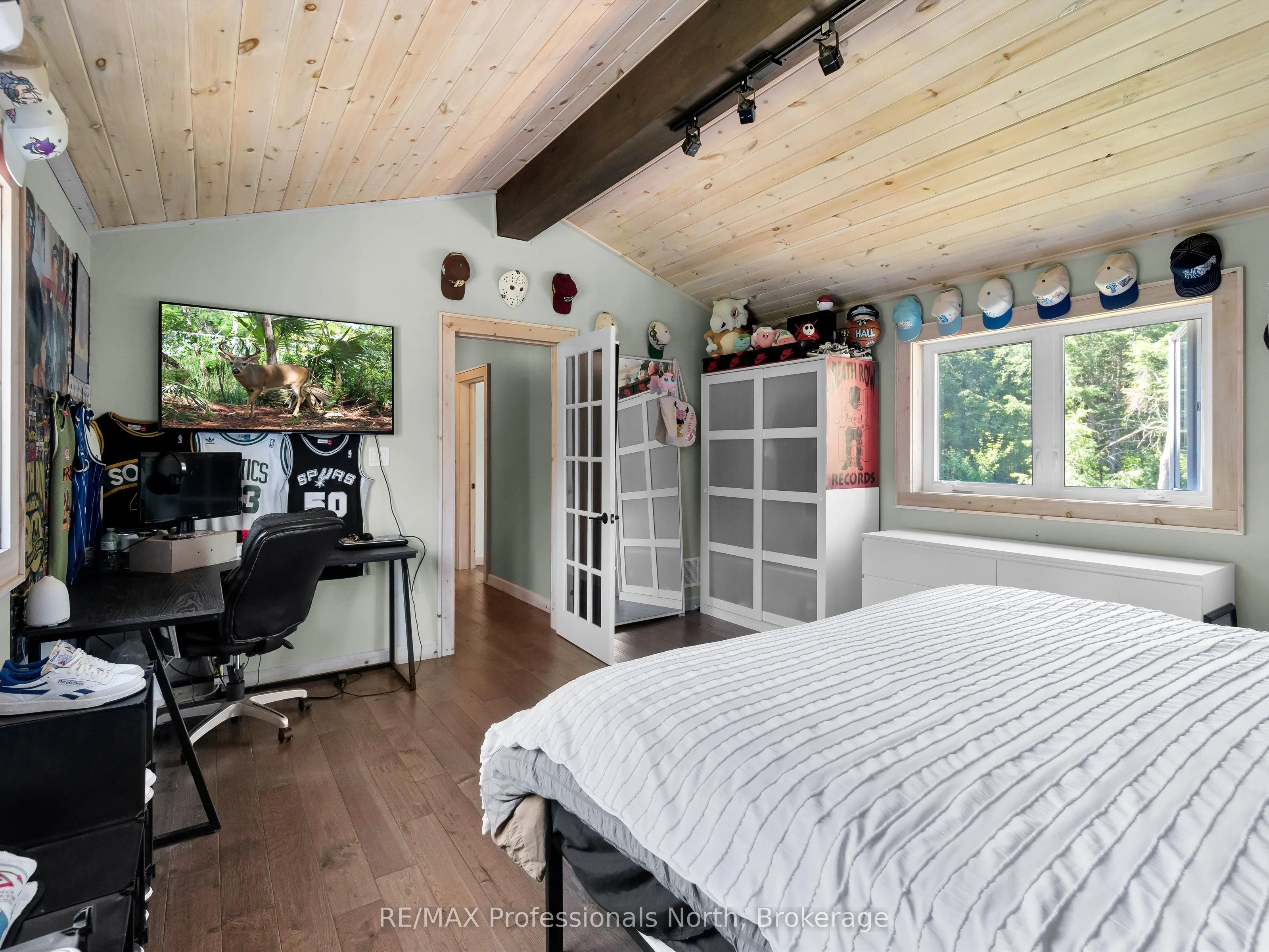 1224 PETERSON Road