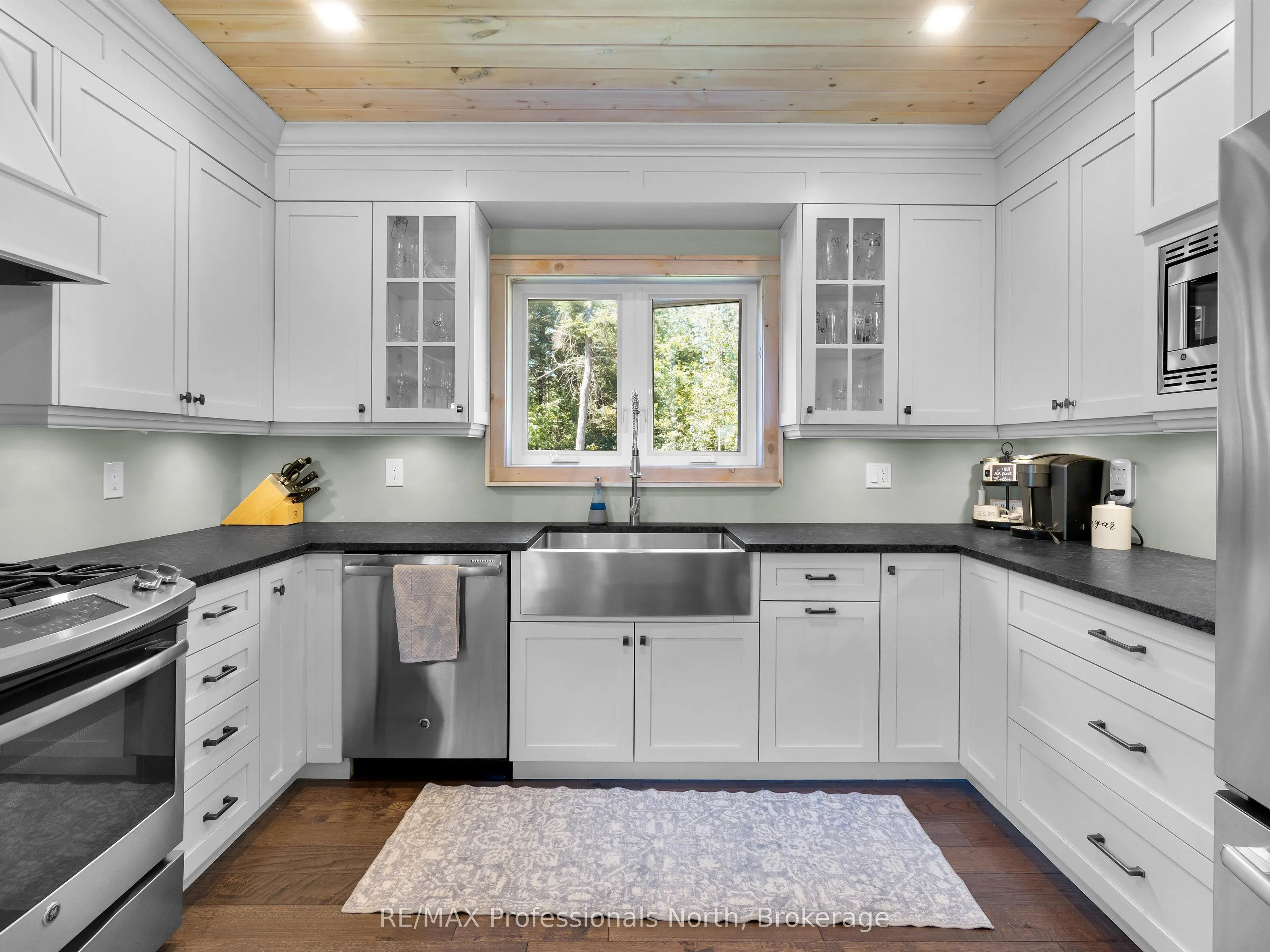 1224 PETERSON Road