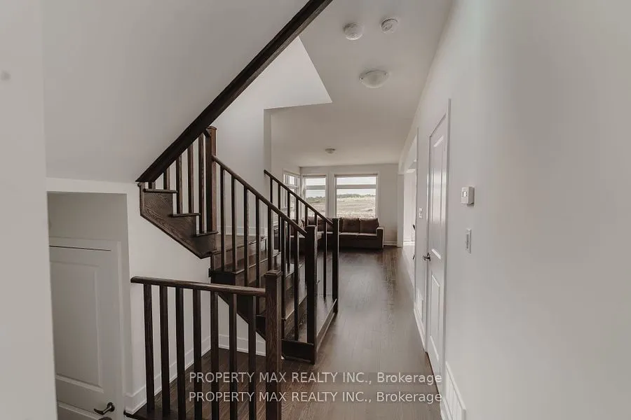 635 Pollock Grove