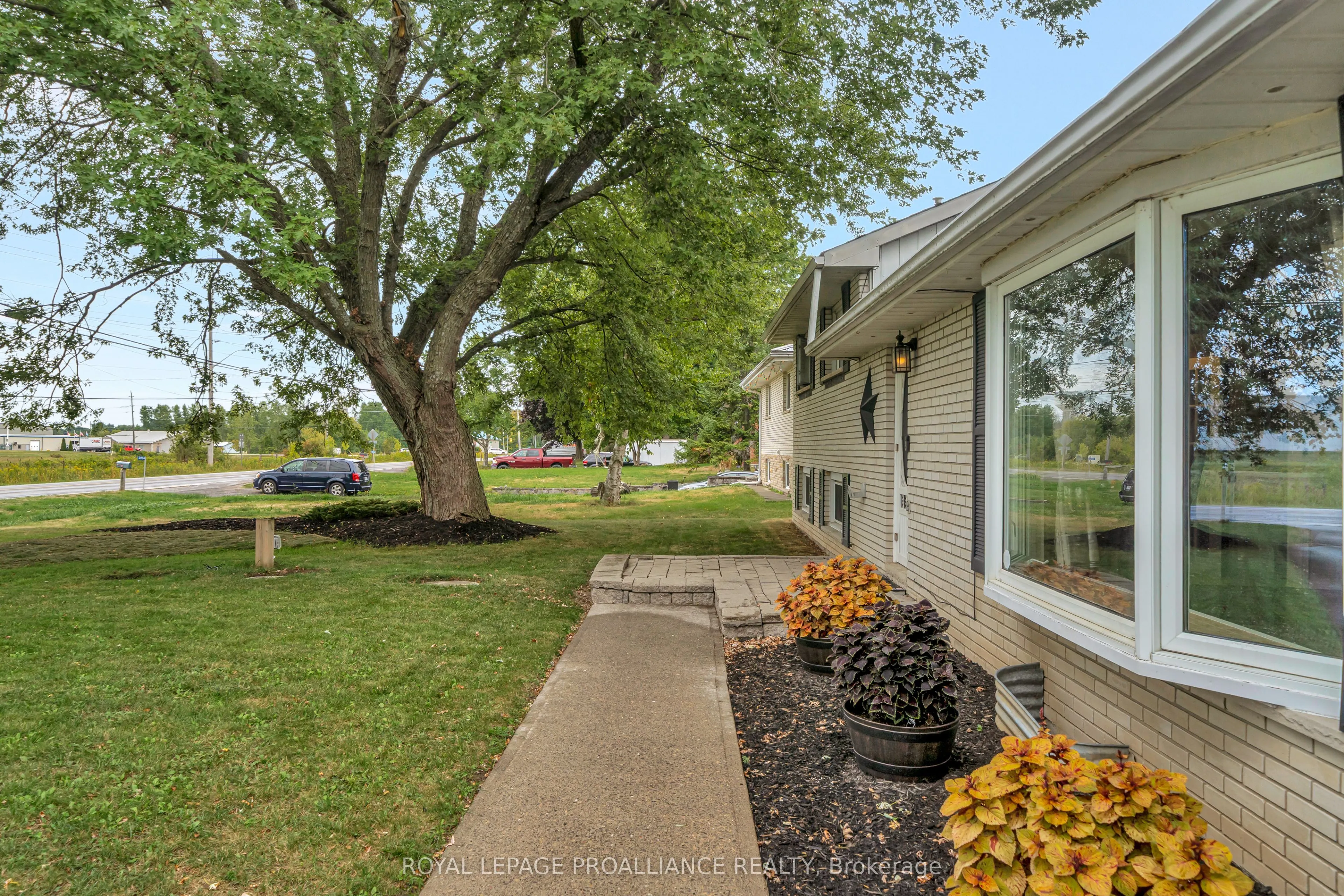2256 Hamilton Road