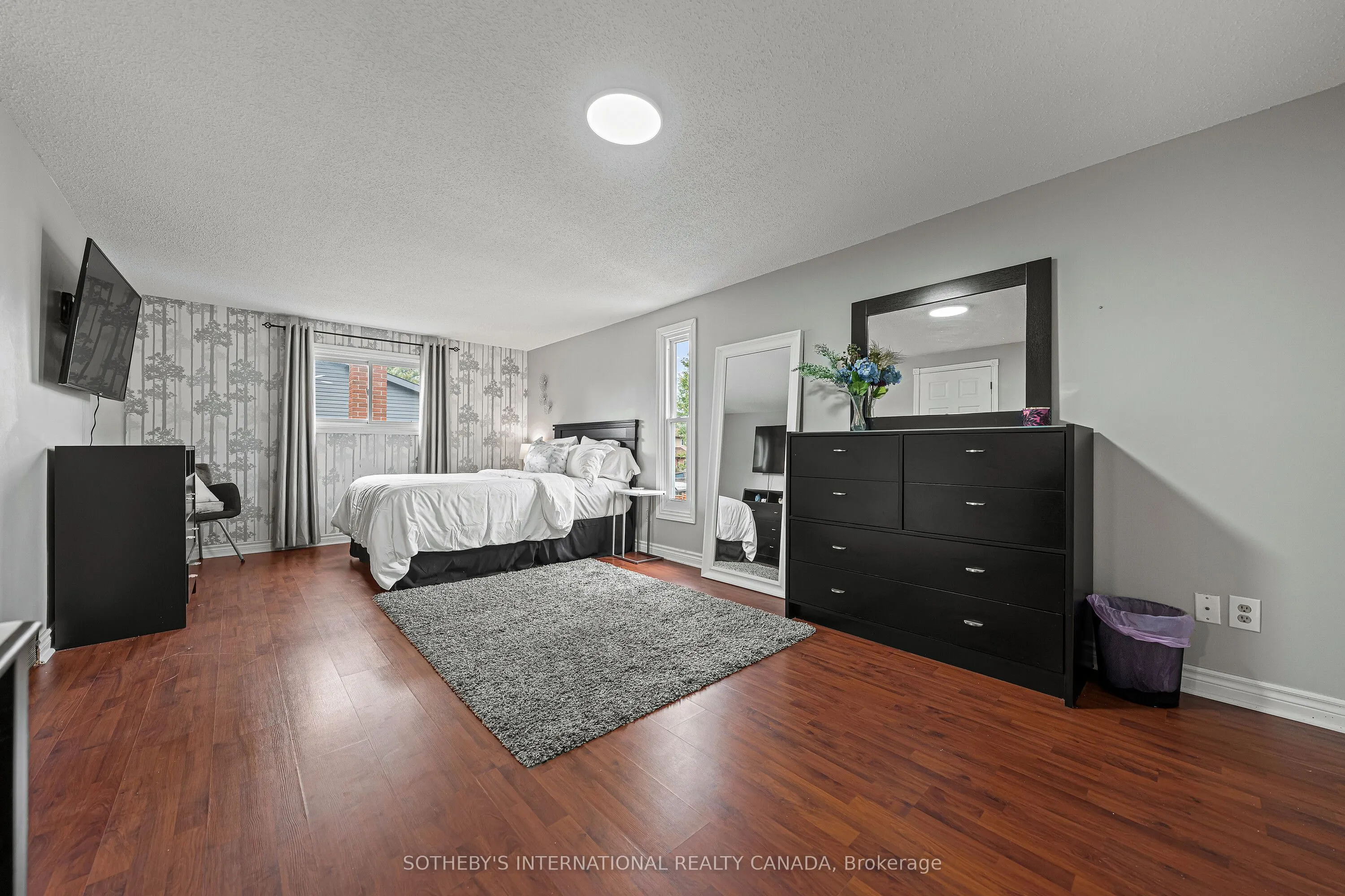 154 Covington Crescent