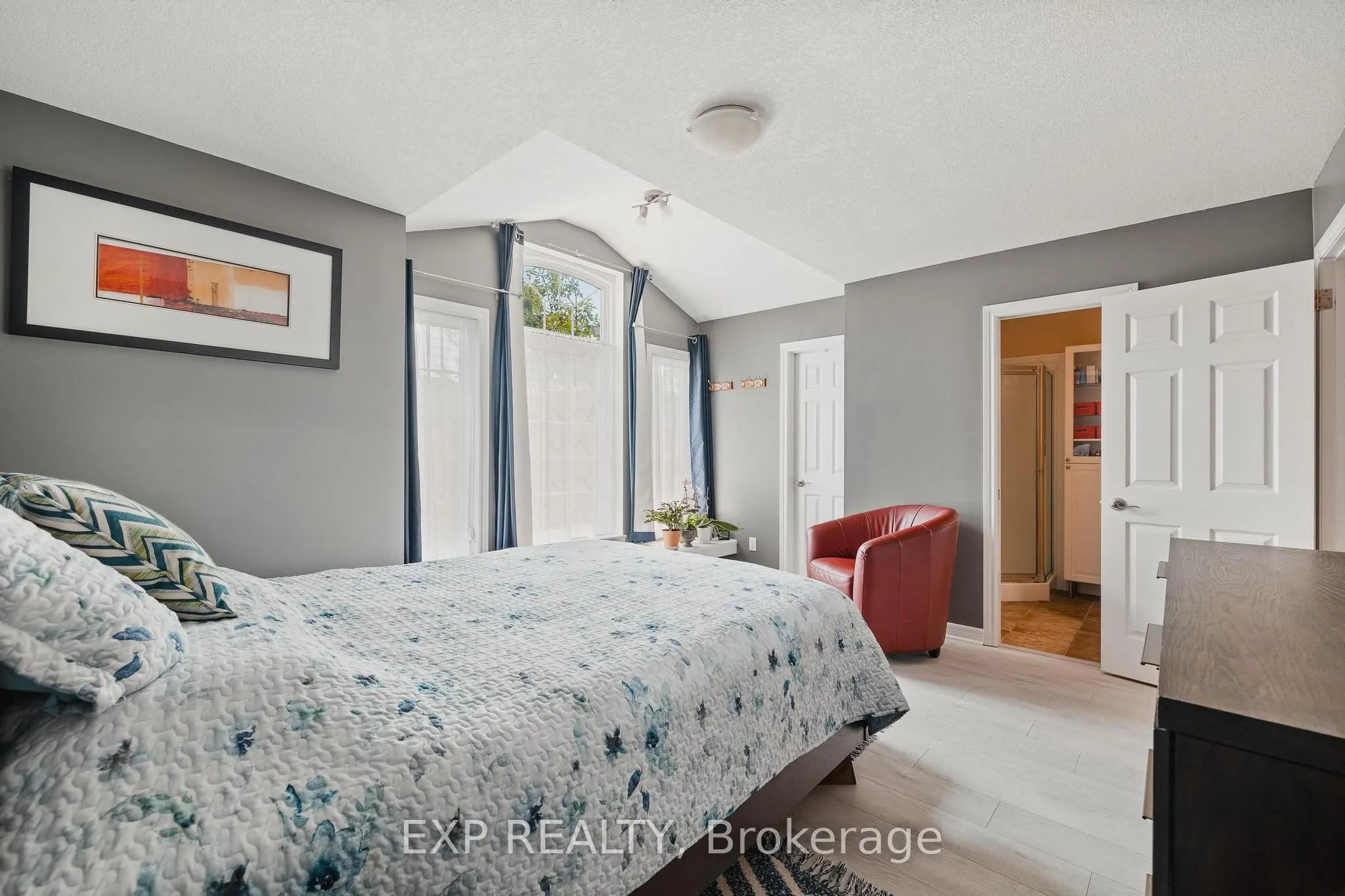 555 Chablis Drive, #11