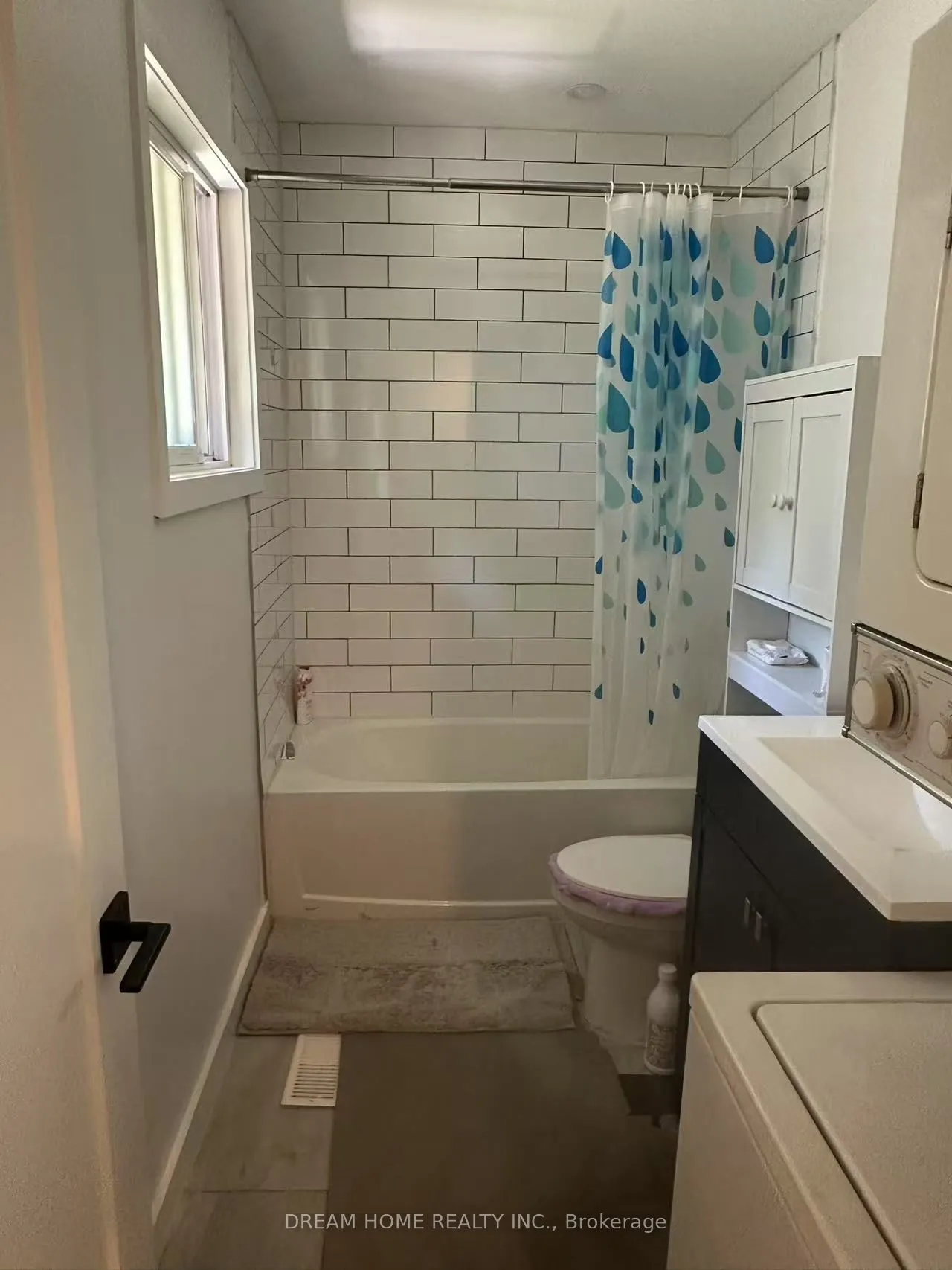178 Columbia Drive, #Upper