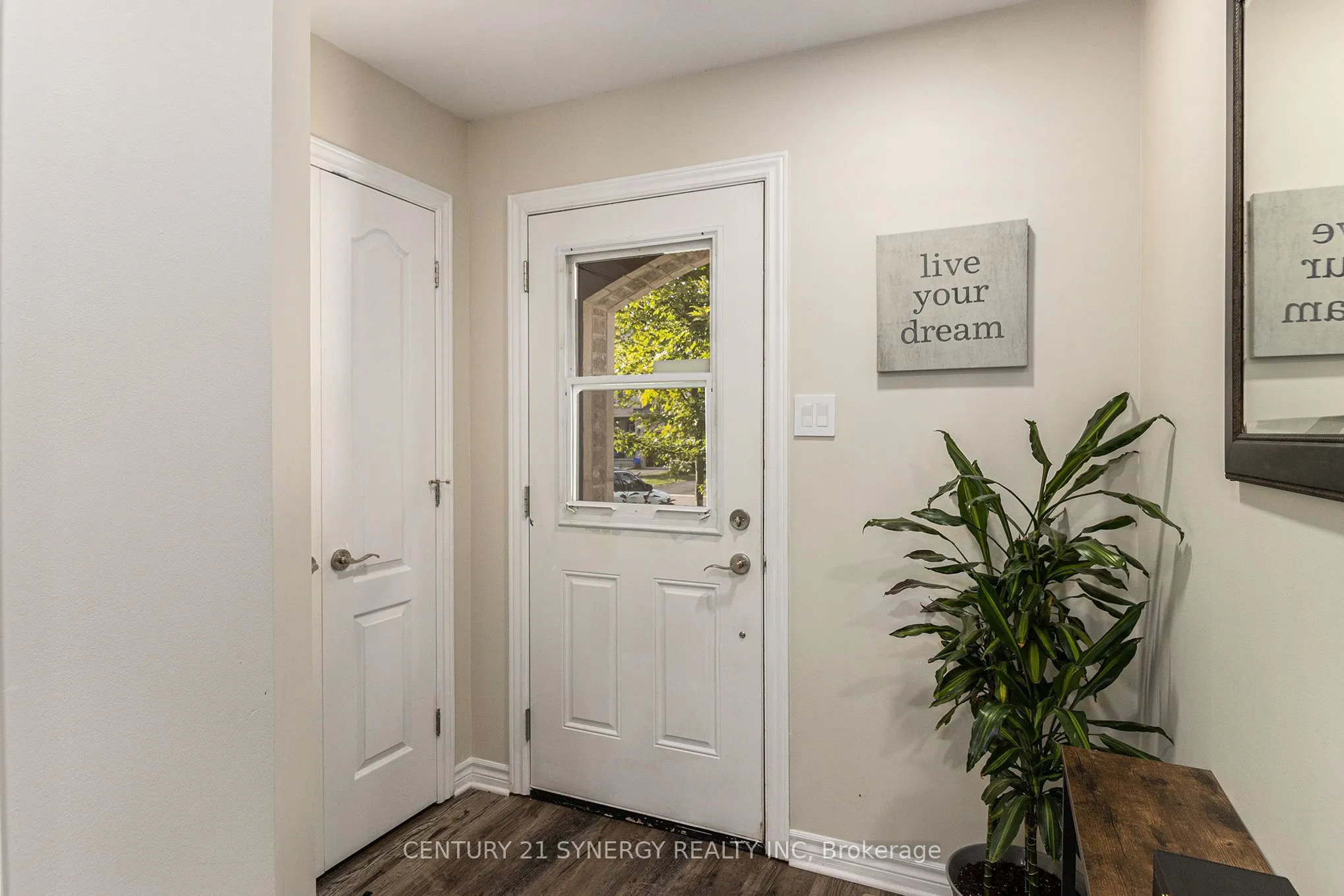 97 Asselin Street E