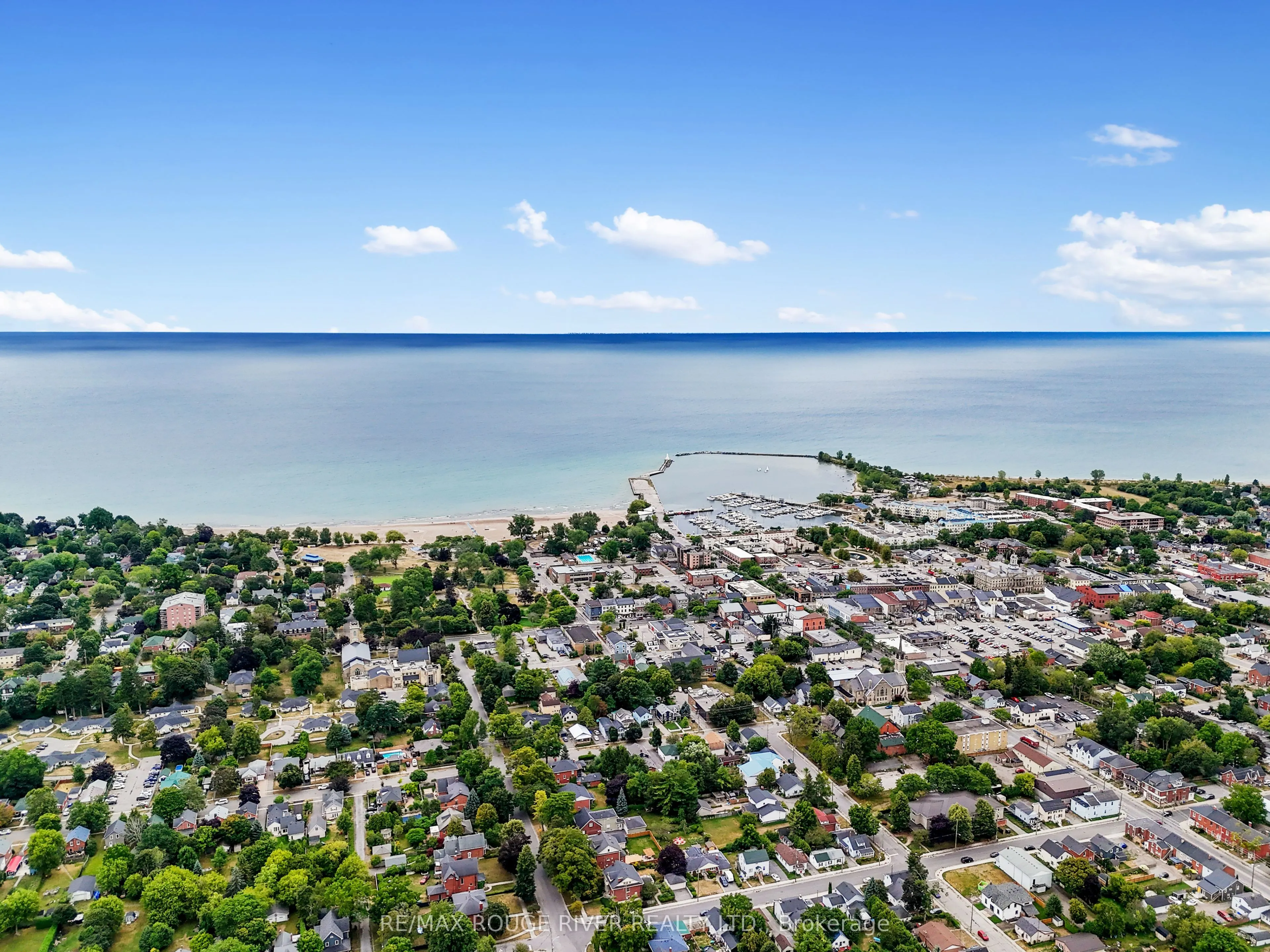 120 University Avenue E, #403