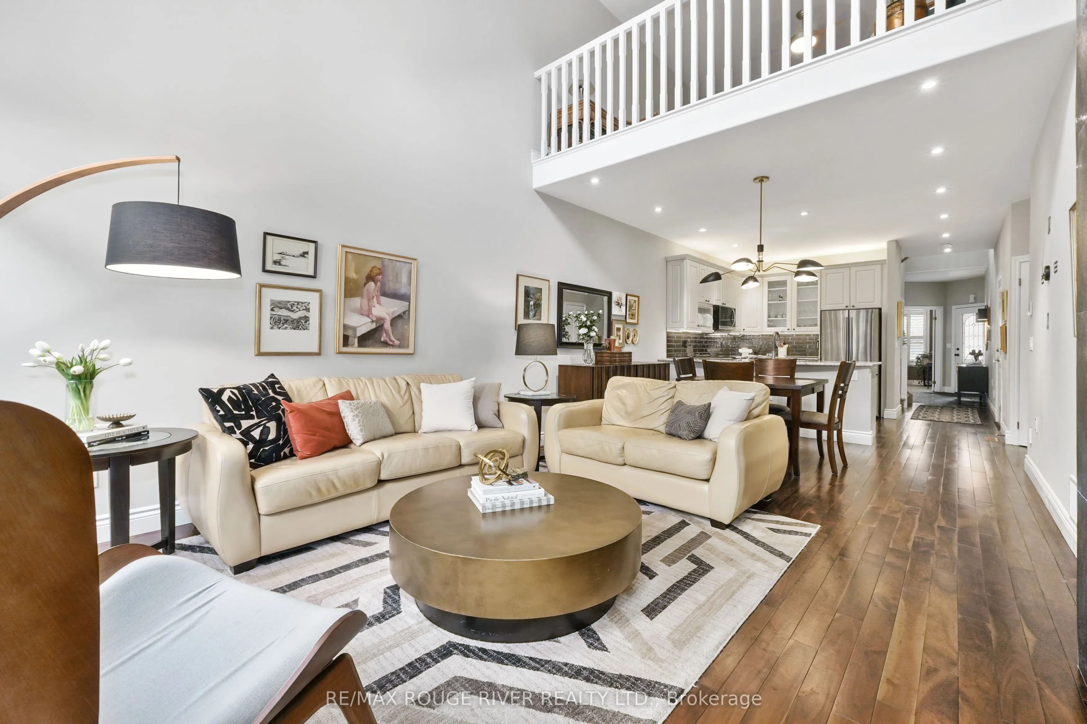 120 University Avenue E, #403