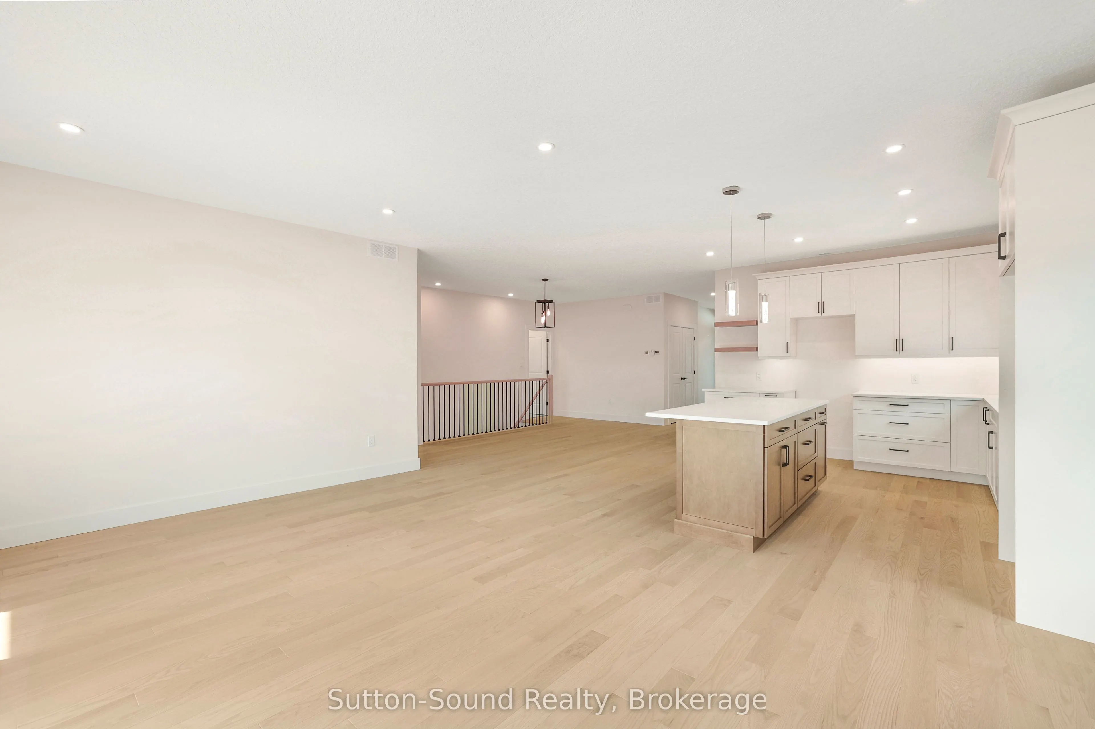 325 6TH Avenue W