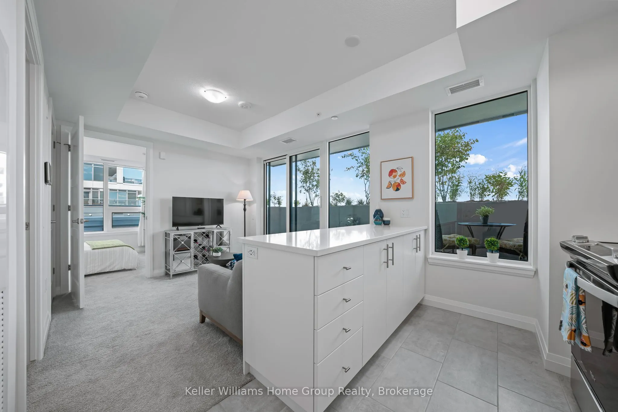93 Arthur Street, #714