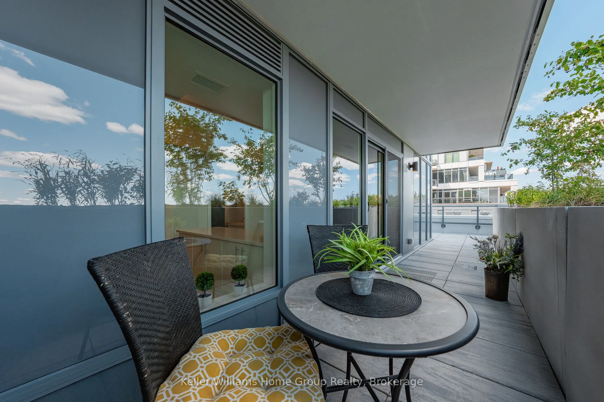 93 Arthur Street, #714