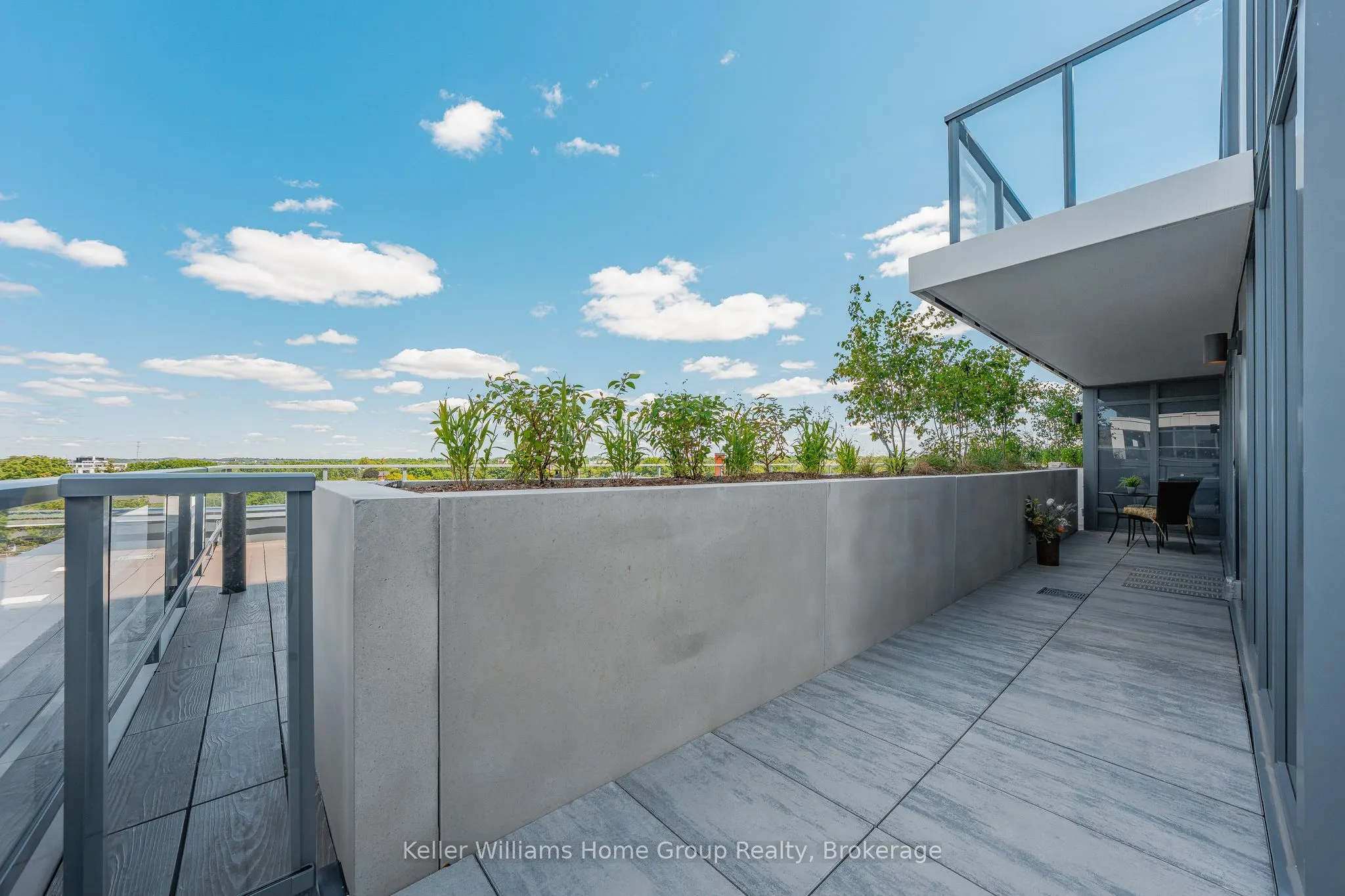 93 Arthur Street, #714