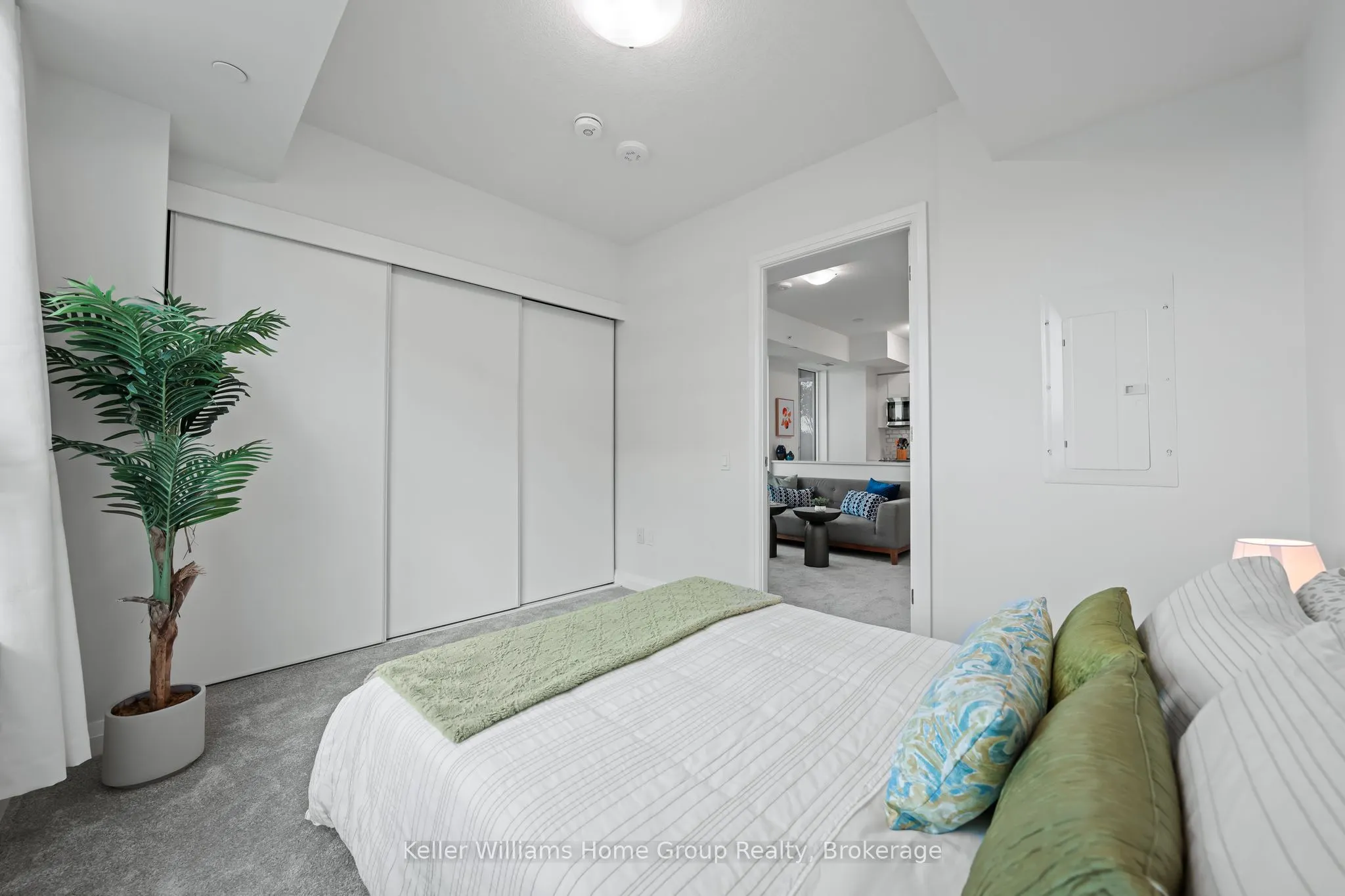 93 Arthur Street, #714