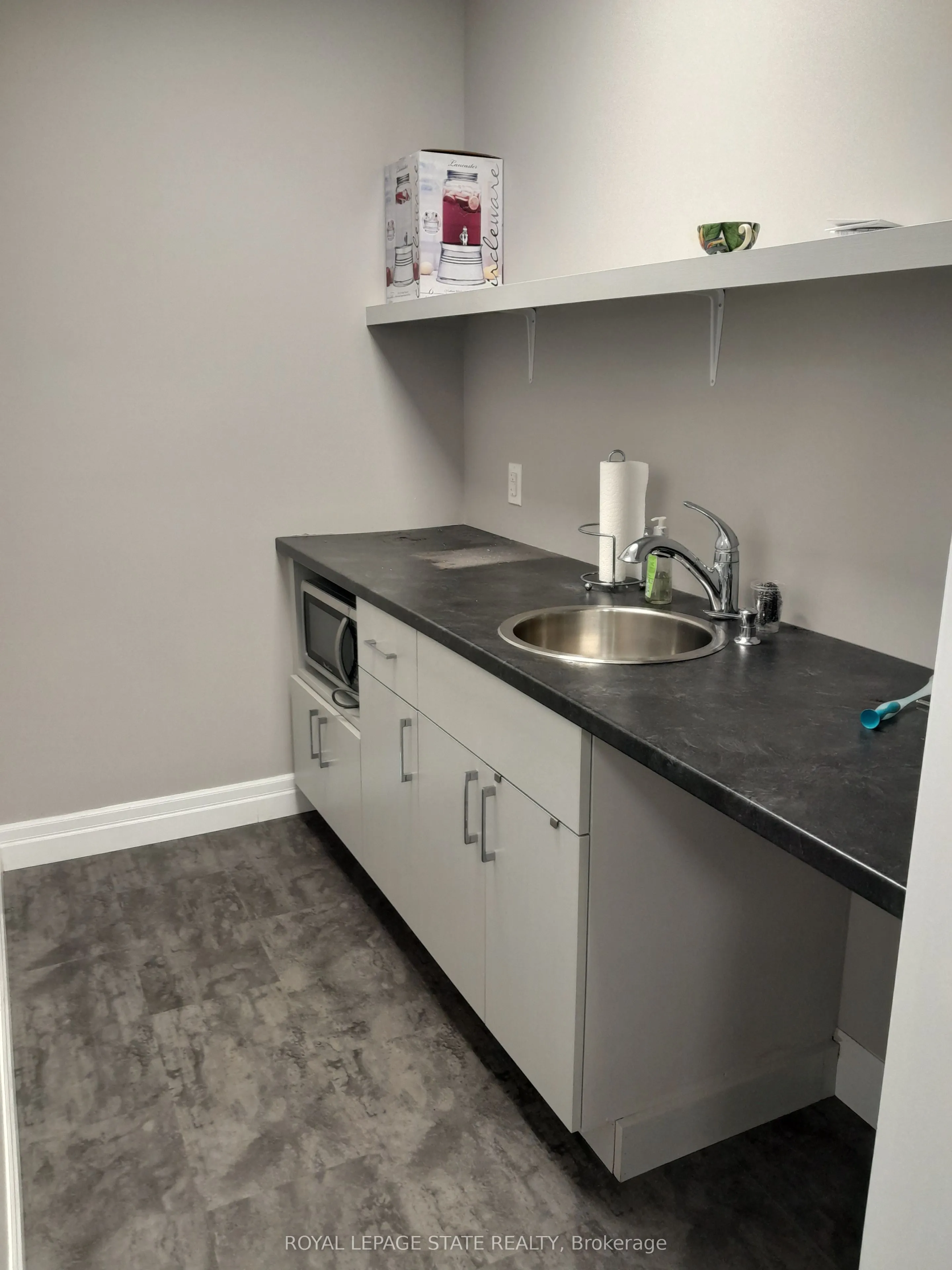 245 Argyle Street S, #5