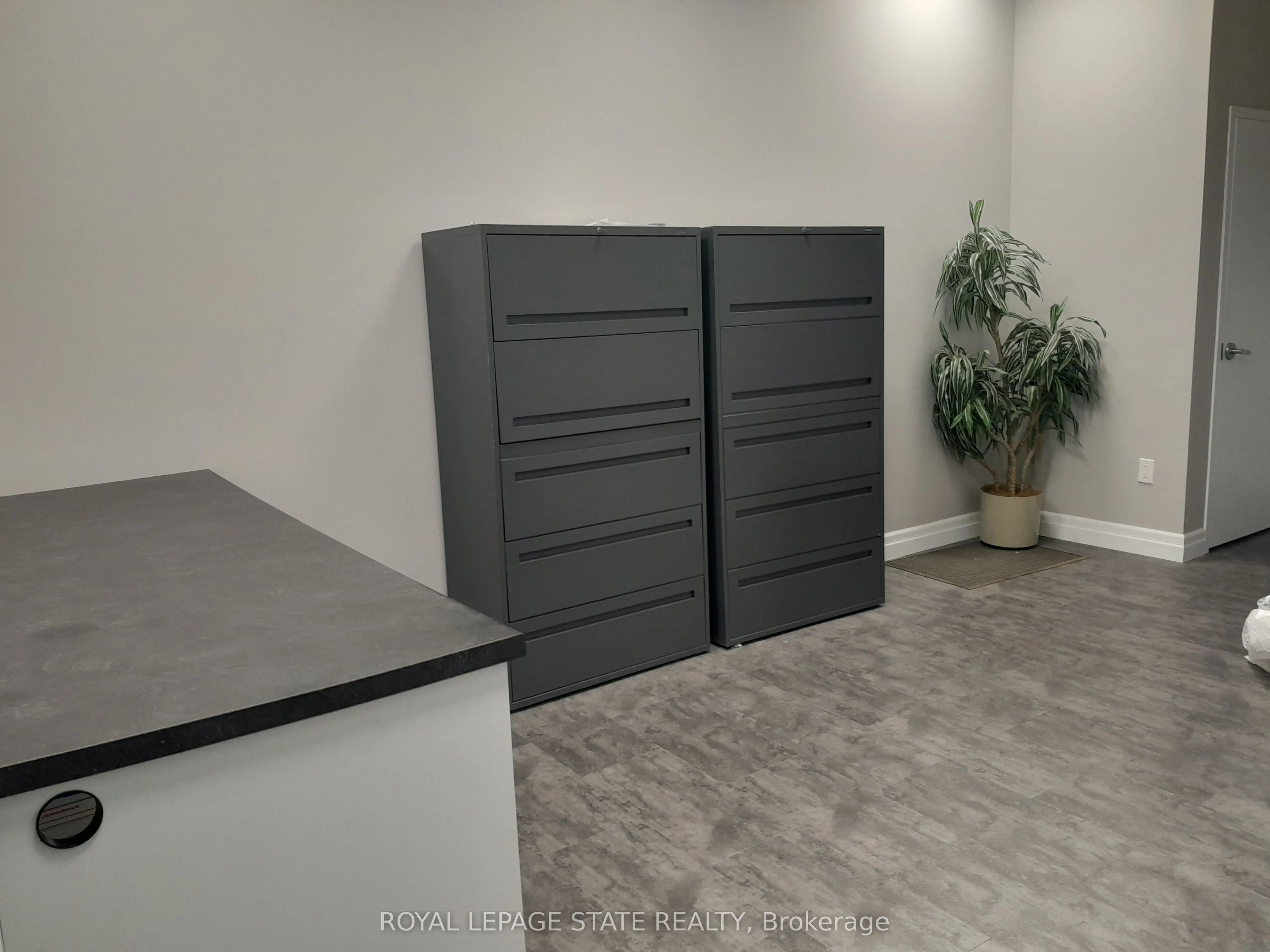 245 Argyle Street S, #5