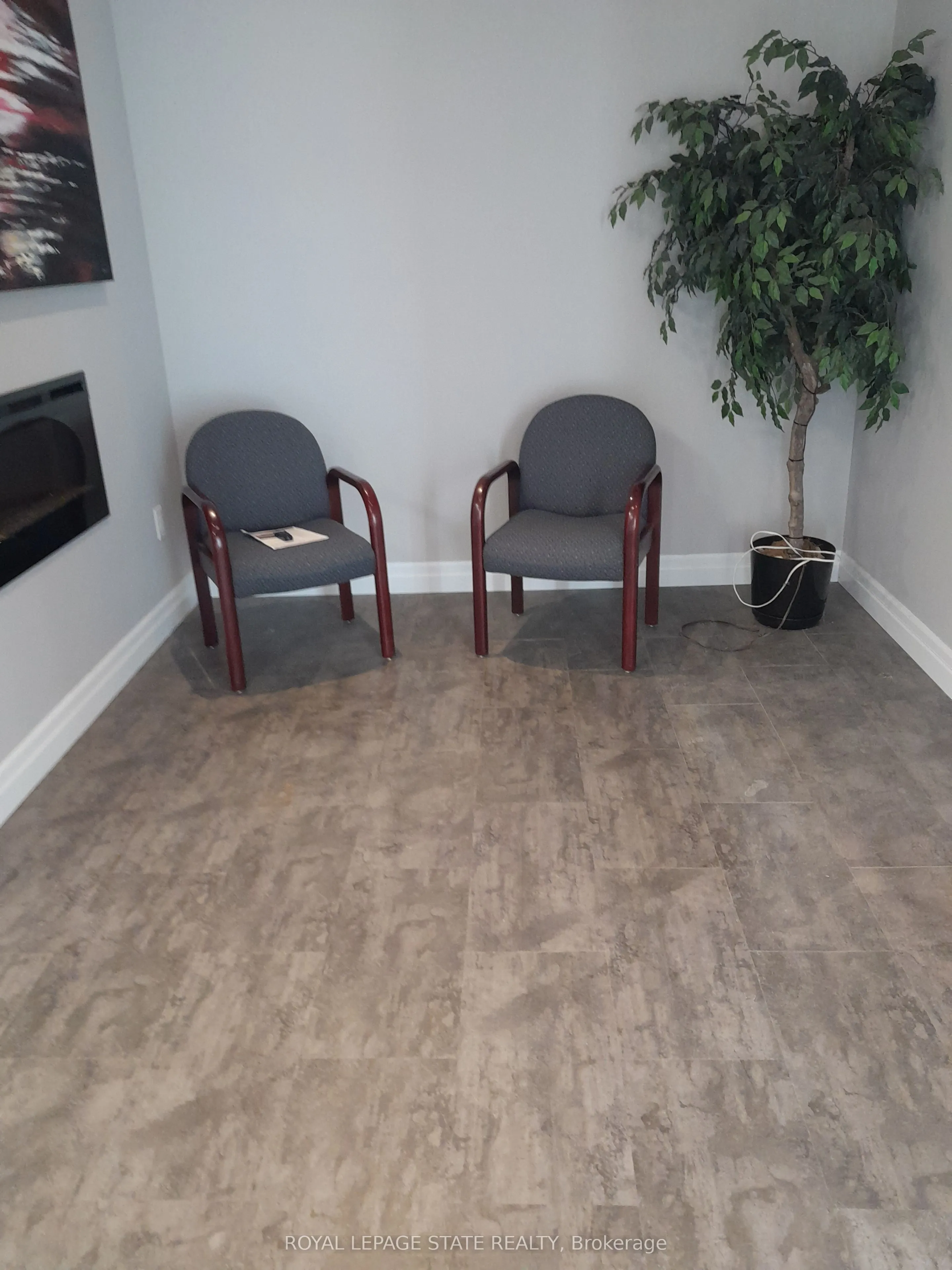 245 Argyle Street S, #5