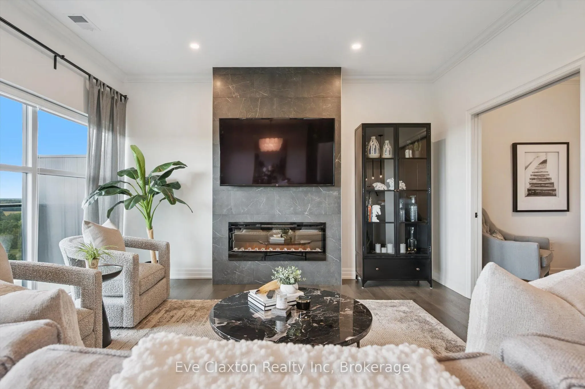 1880 Gordon Street, #1301