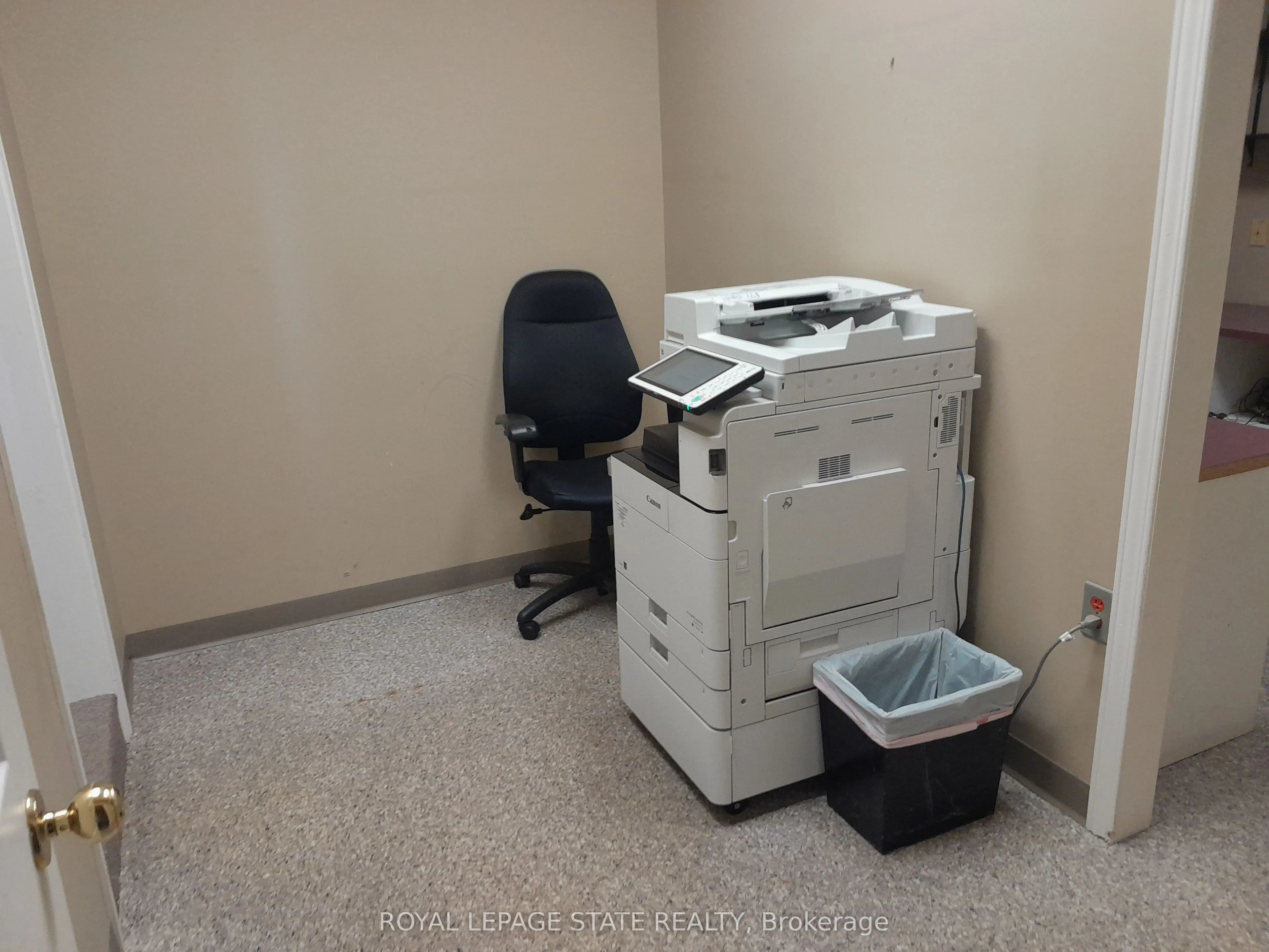 245 Argyle Street S, #1