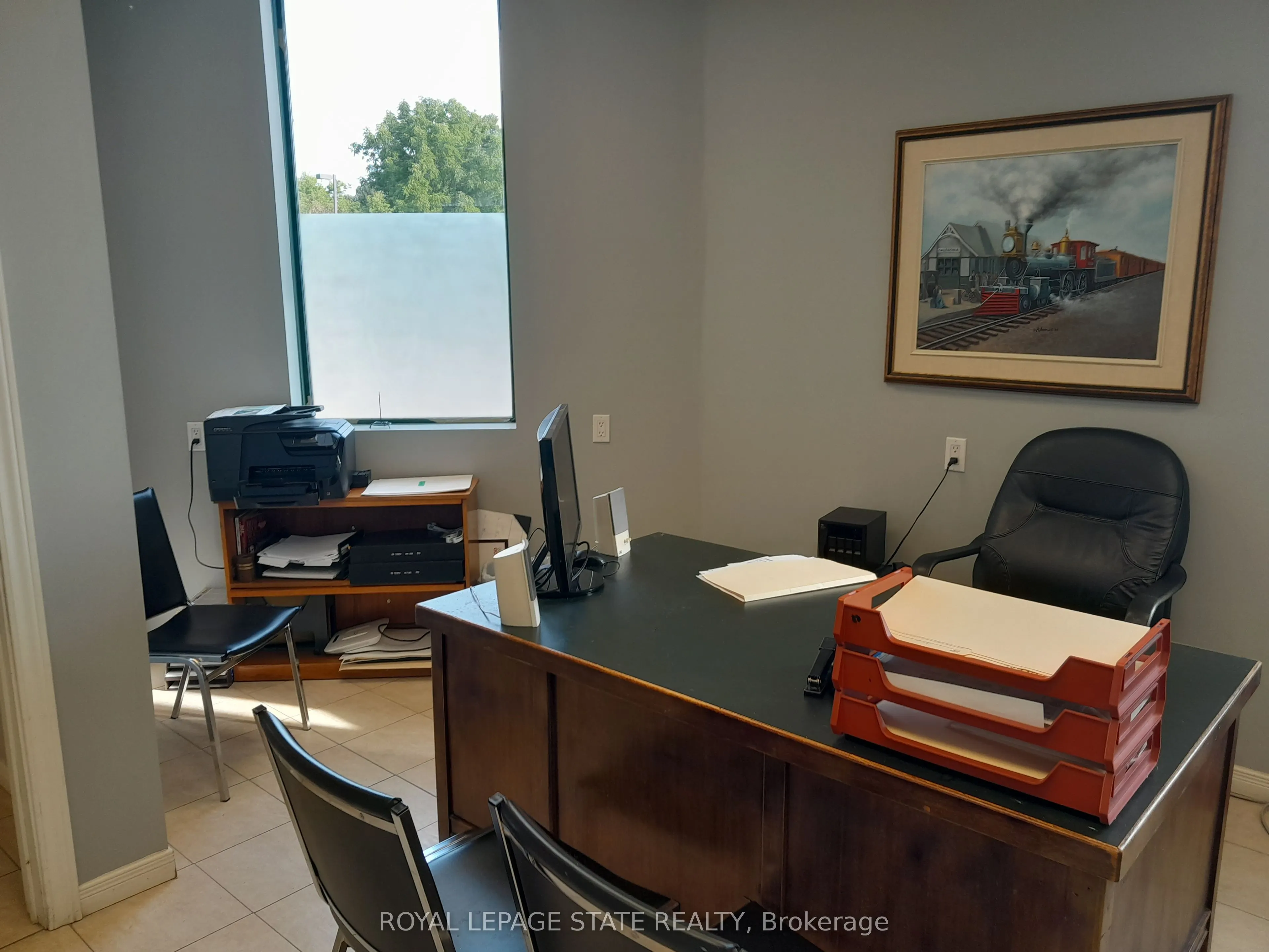 245 Argyle Street S, #1
