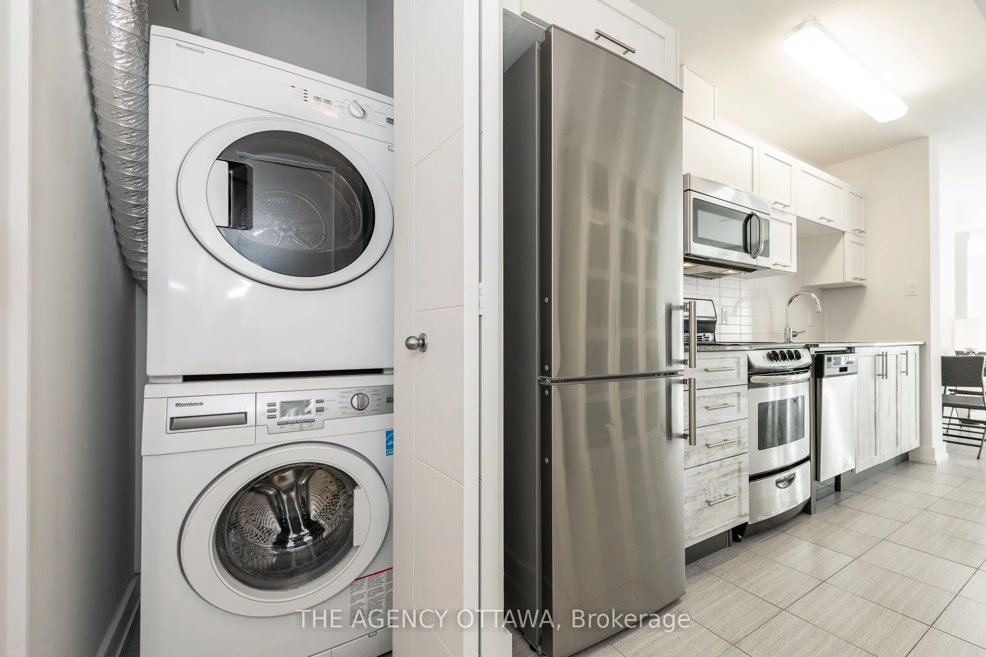 40 Nepean Street, #1004