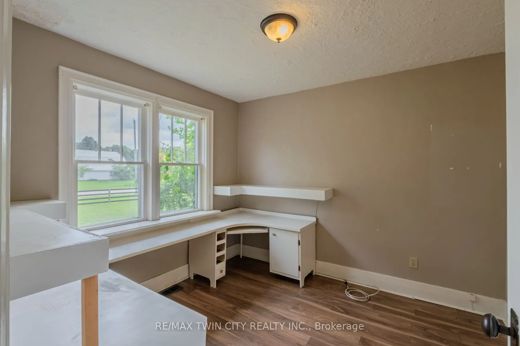 80 Lakeshore Road