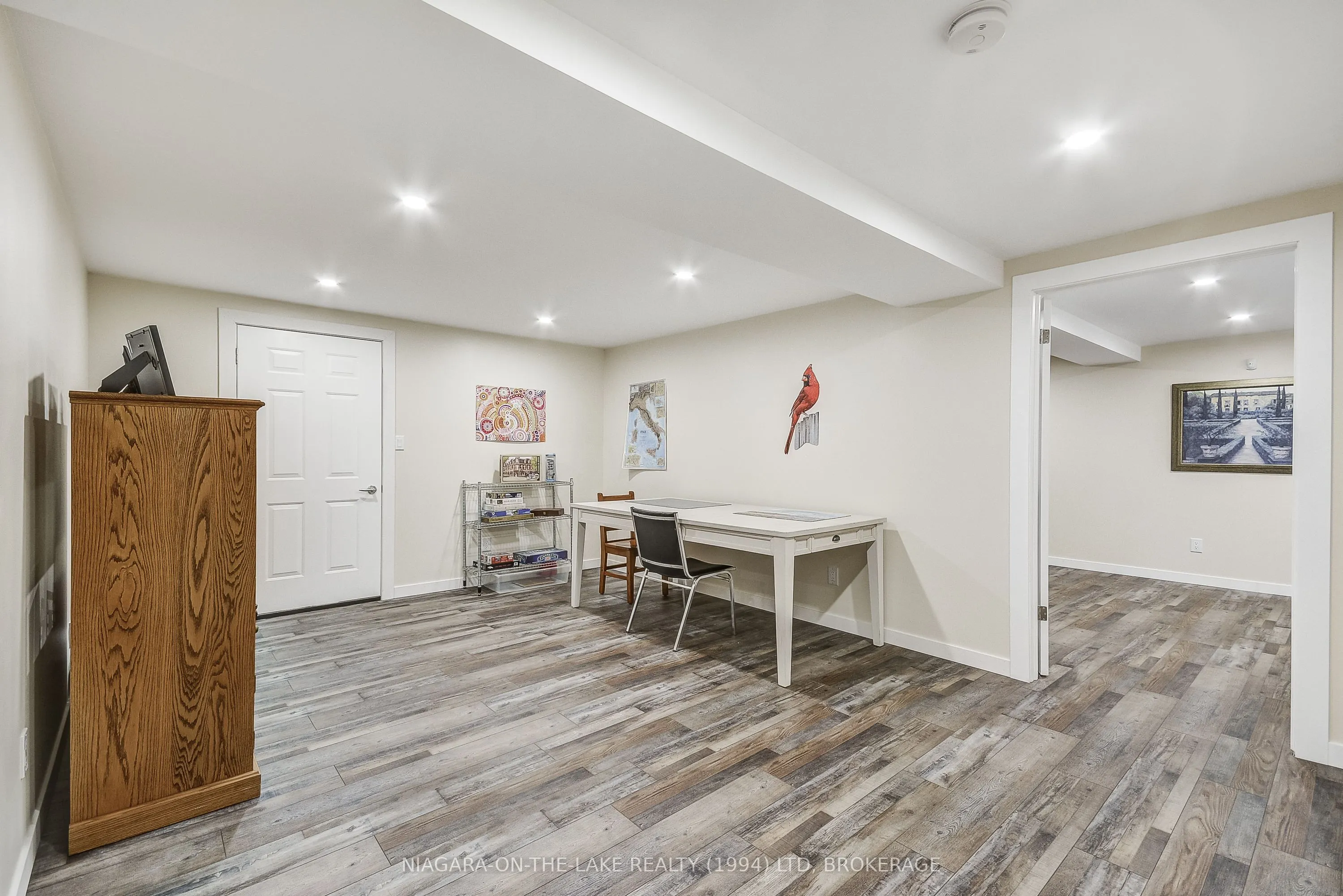 382B William Street W, #B