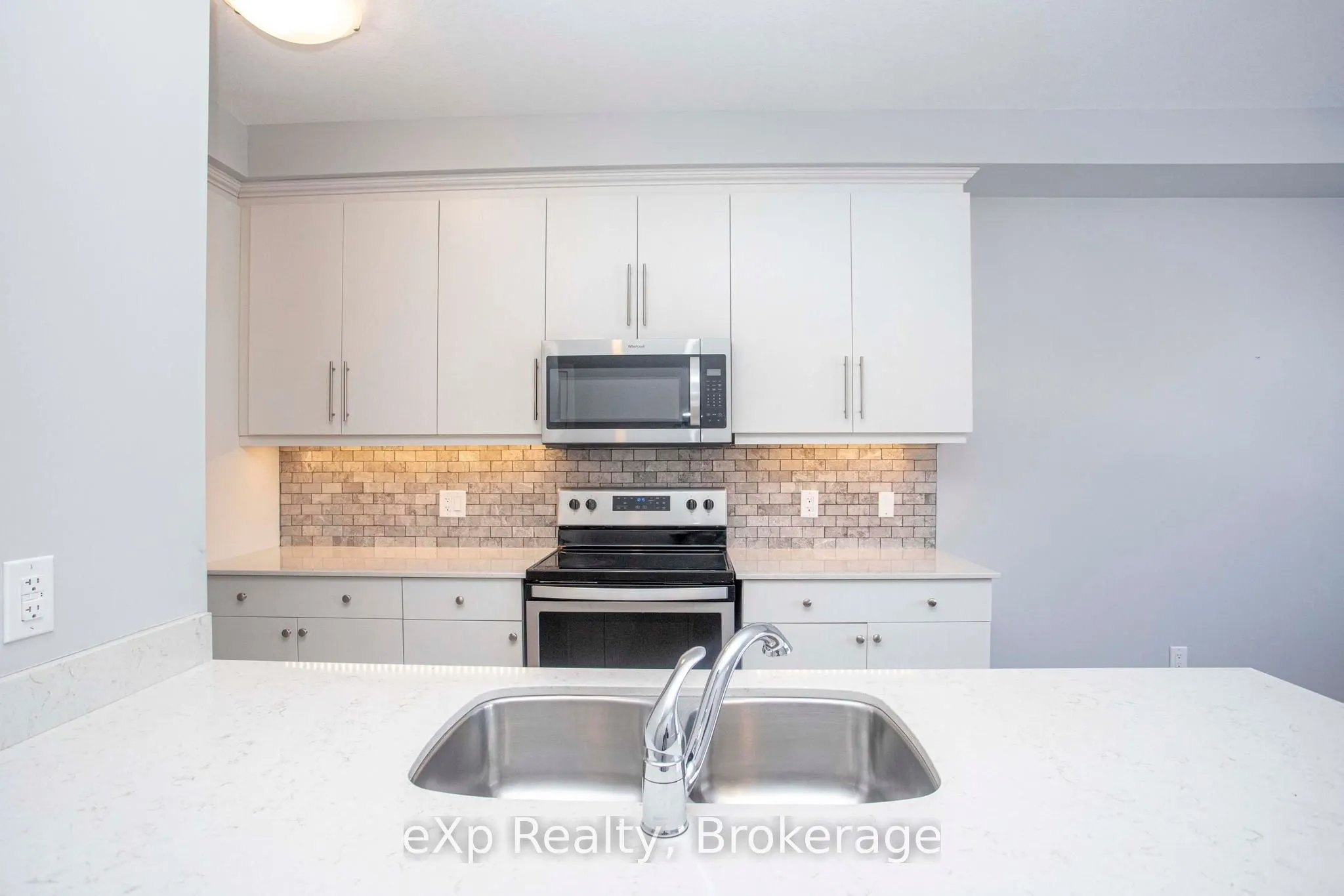 2048 Meadowgate Boulevard, #7