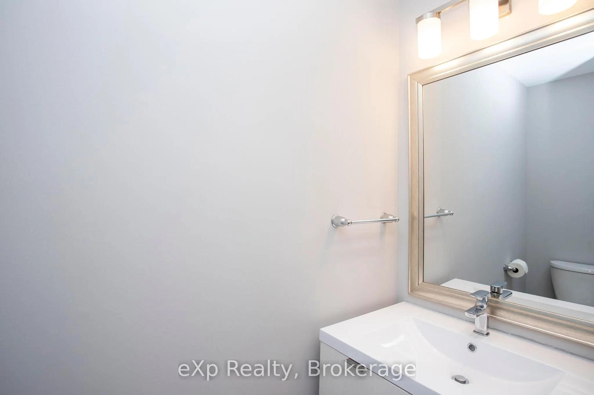 2048 Meadowgate Boulevard, #7