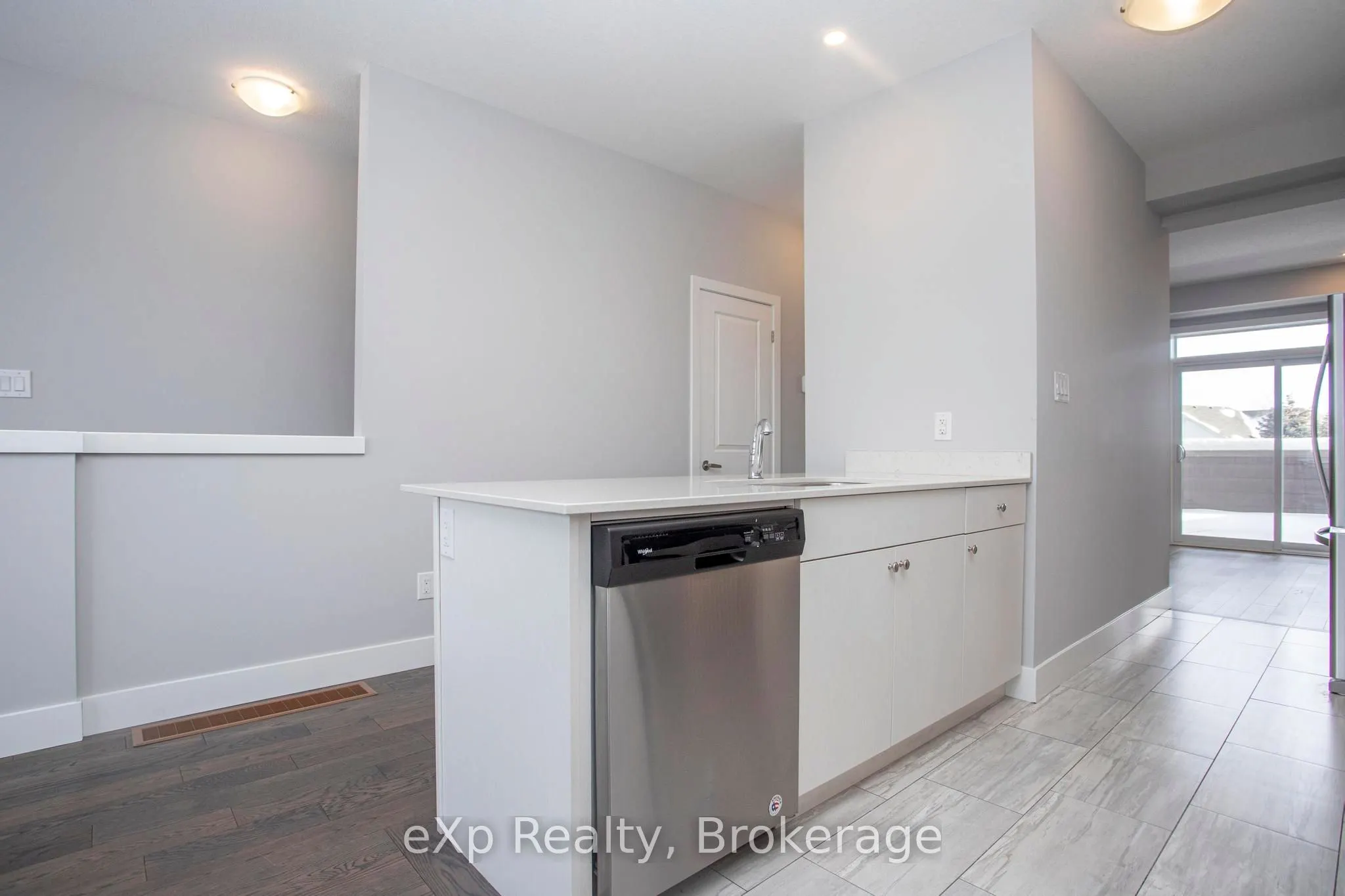 2048 Meadowgate Boulevard, #7