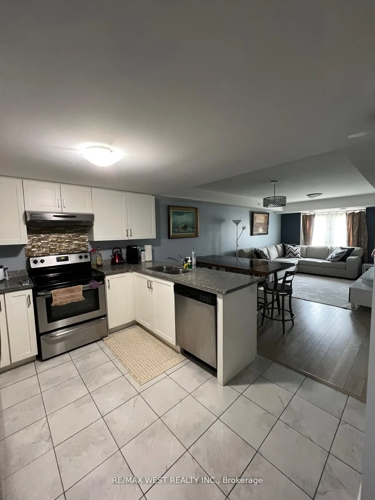 64 Frederick Drive, #401